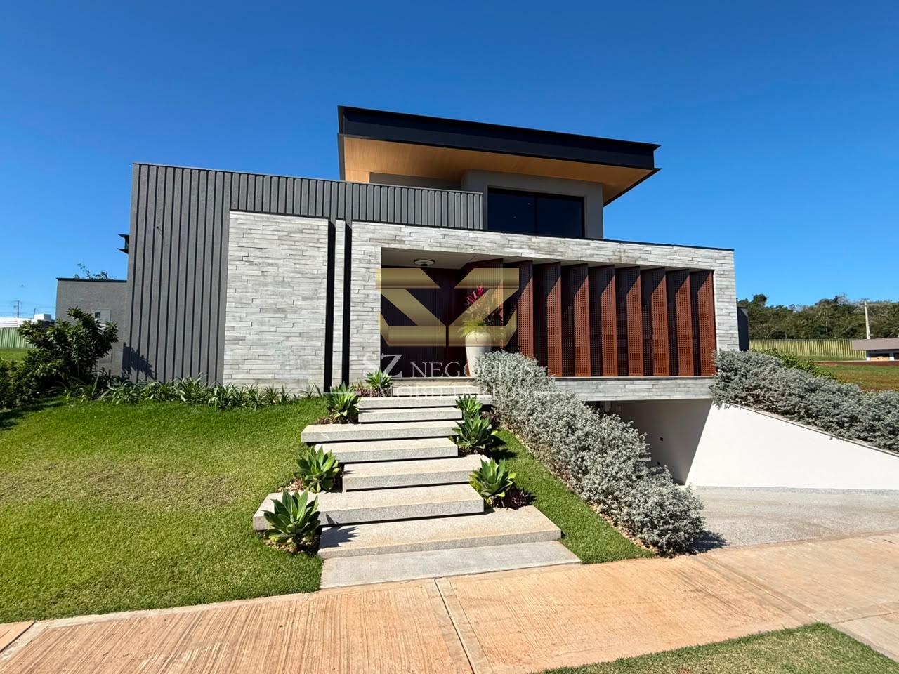 CASA À VENDA COM  03 SUÍTES NO CONDOMÍNIO  ROYAL RITZ CATARATAS -  FASE 3, FOZ