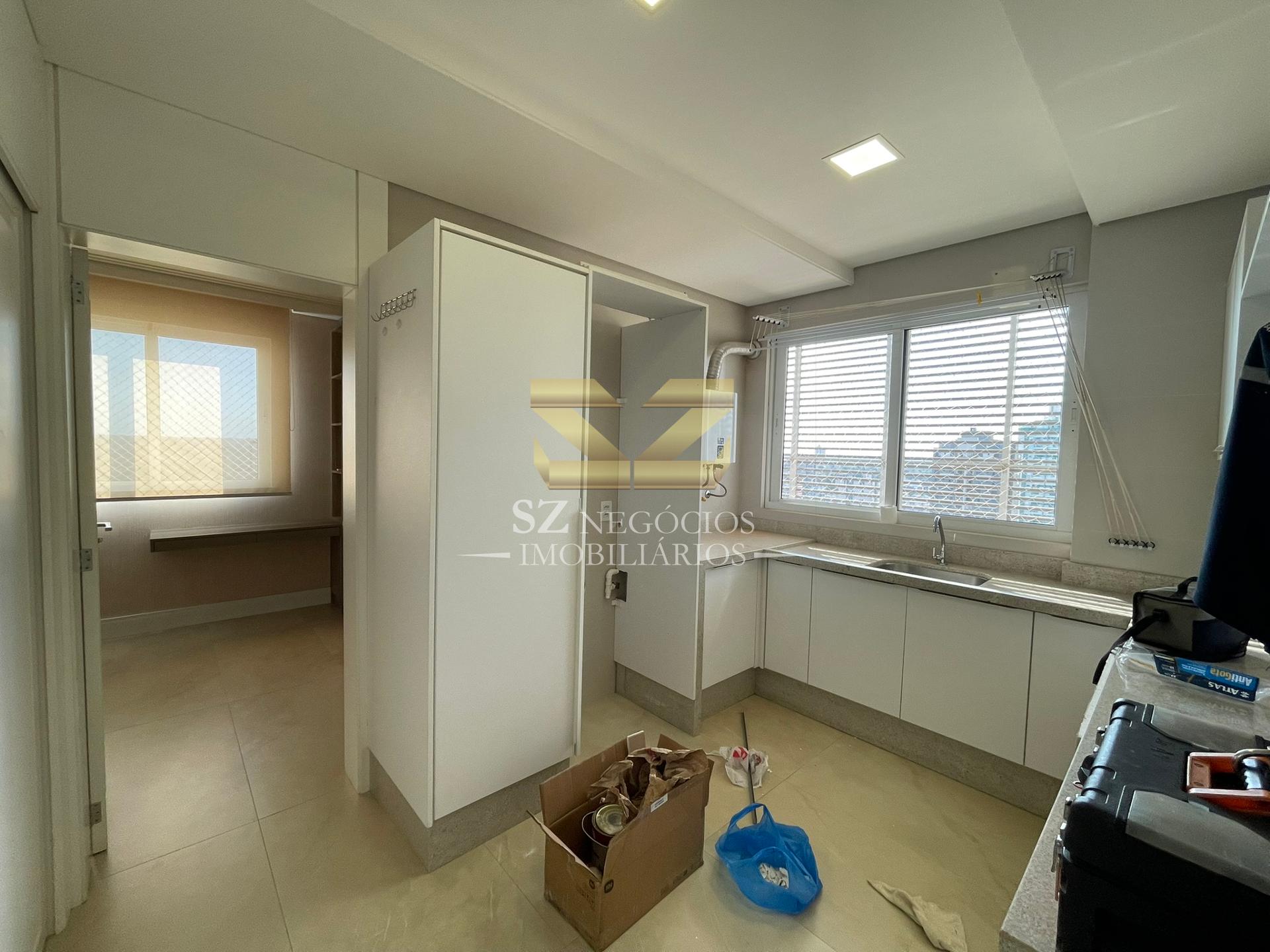 Apartamento com 4 dormitórios para locação, Edifício Renascence CENTRO, FOZ DO IGUACU - PR