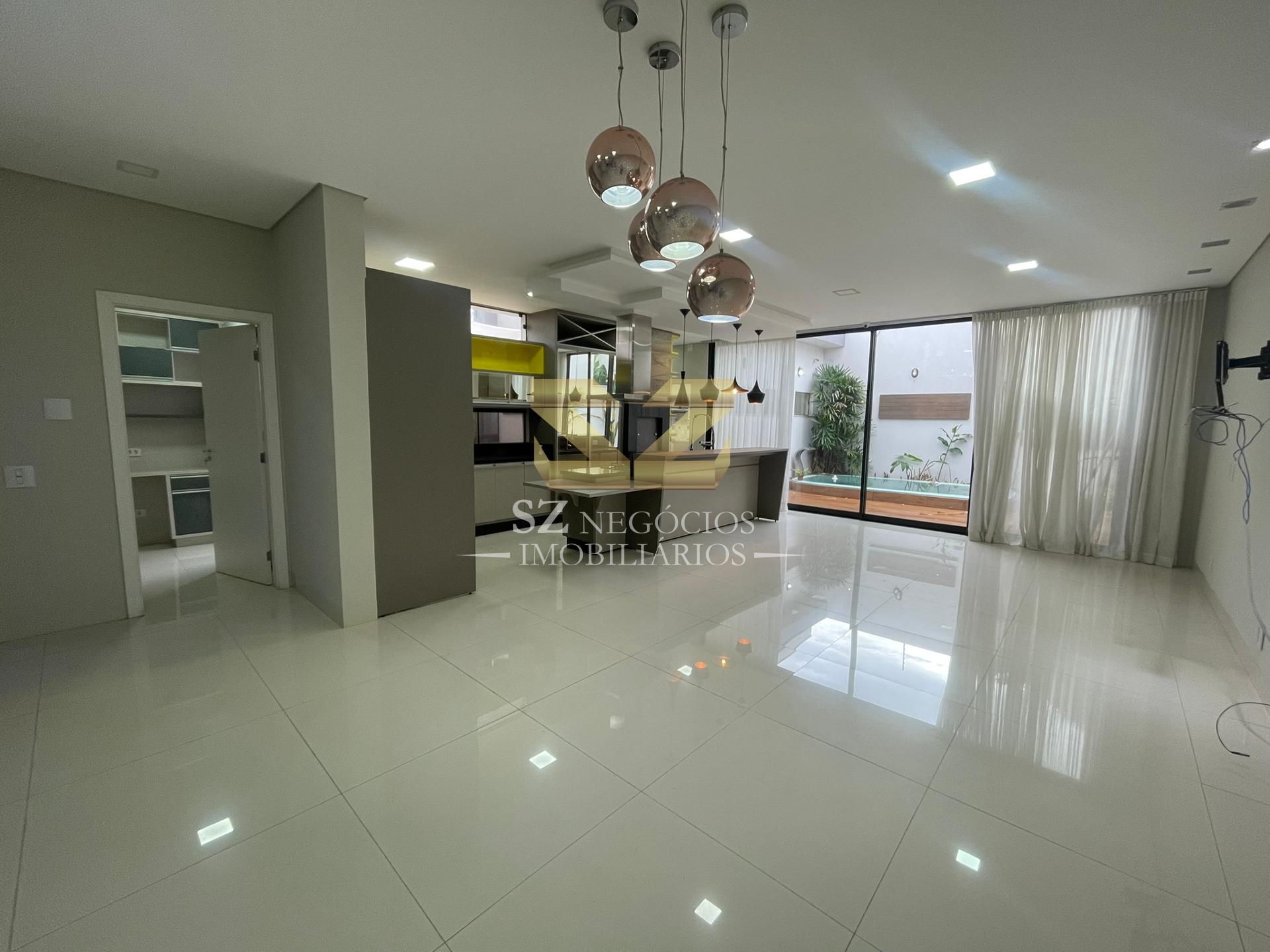 Sobrado de Alto Padrão com 3 Suítes, Piscina e Área Gourmet no Jardim Panorama - Excelente localizaç