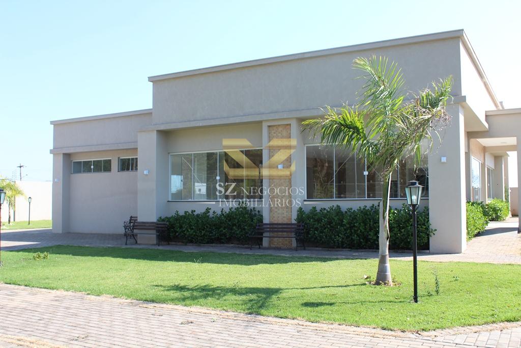 CASA NO CONDOMÍNIO RESIDENCIAL SAFIRA - FOZ DO IGUACU - PR