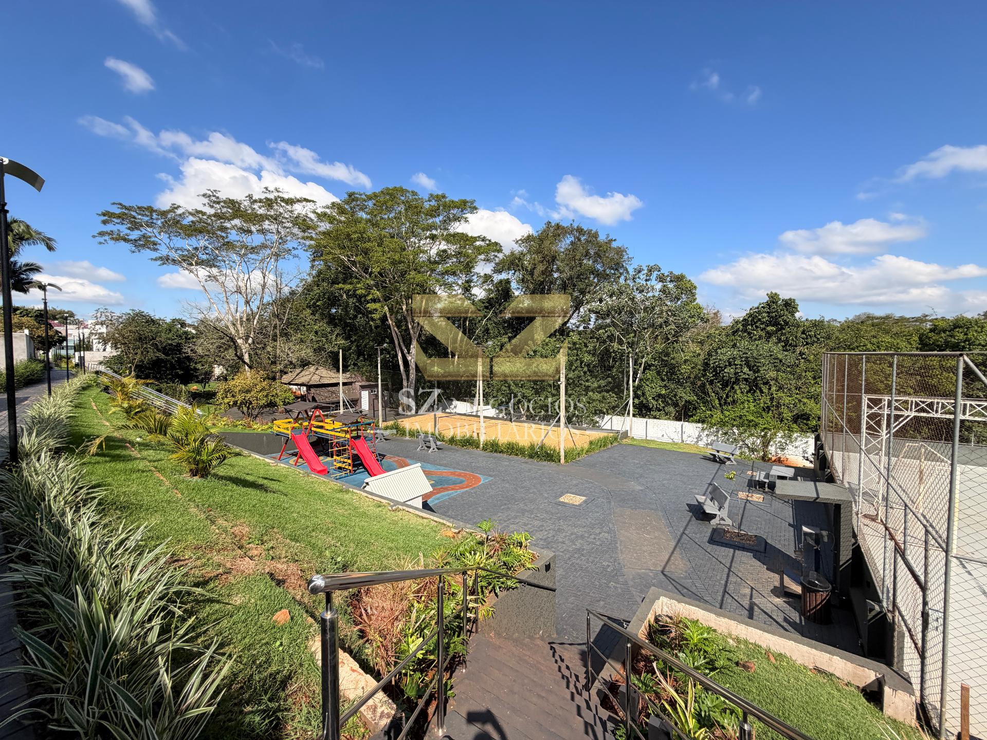 TERRENO DE ESQUINA À VENDA NO CONDOMÍNIO RESIDENCIAL DOM OLIVIO, FOZ DO IGUAÇU
