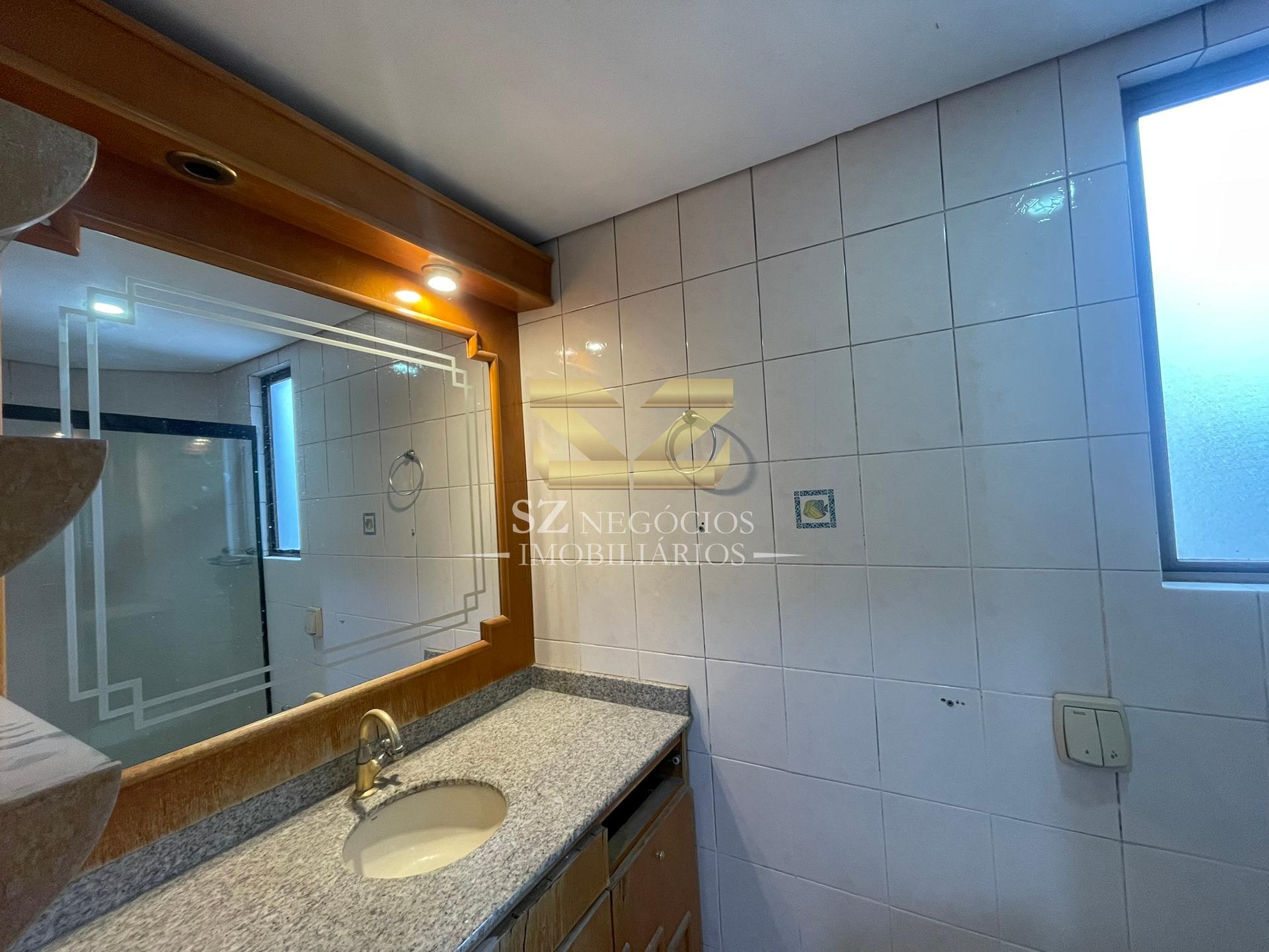 Apartamento semi-mobiliado no Edifício La Rochelle 1 suíte e 2 quartos na regiao da Vila America.