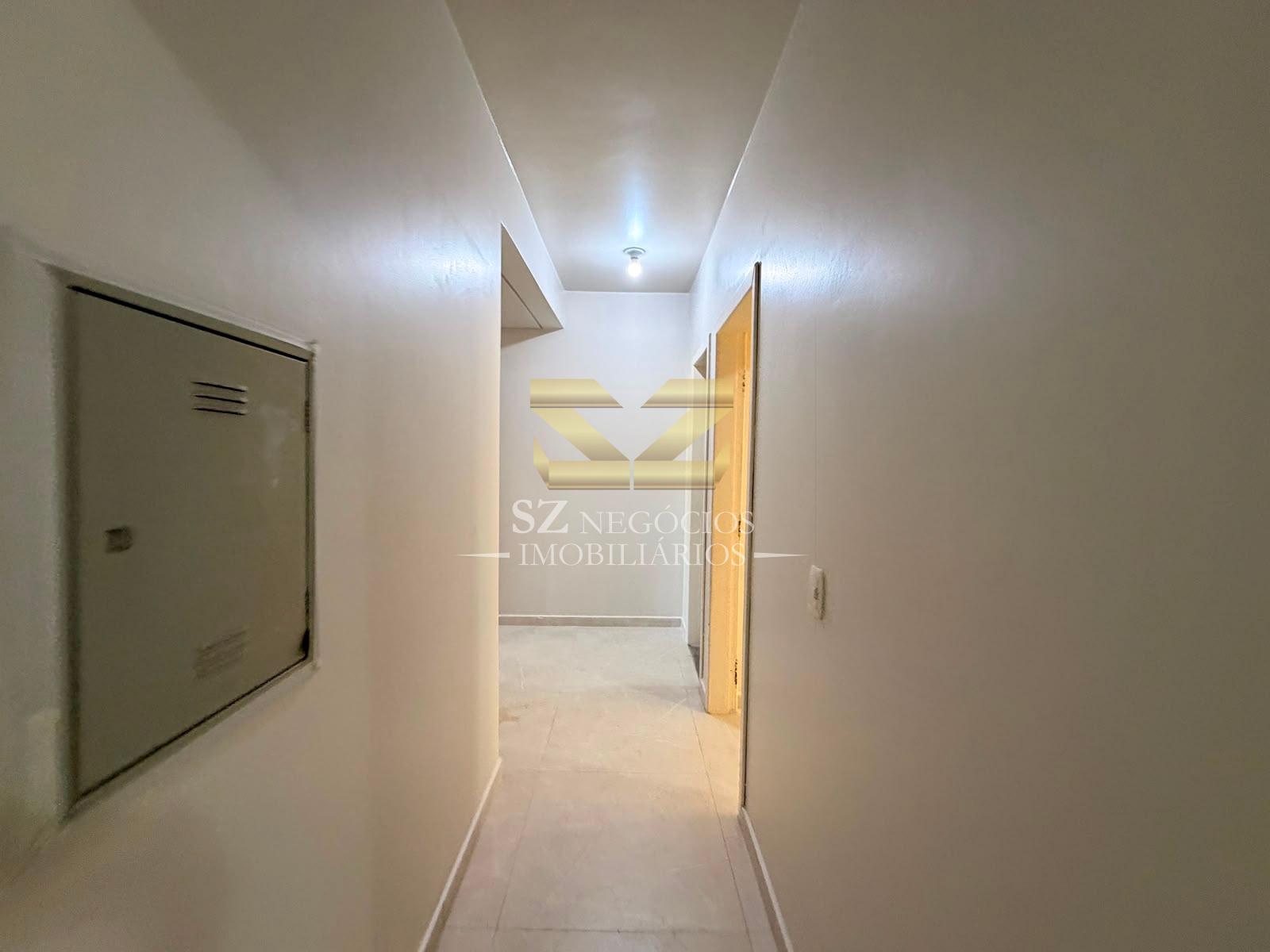 Apartamento semi-mobiliado no Edifício La Rochelle 1 suíte e 2 quartos na regiao da Vila America.