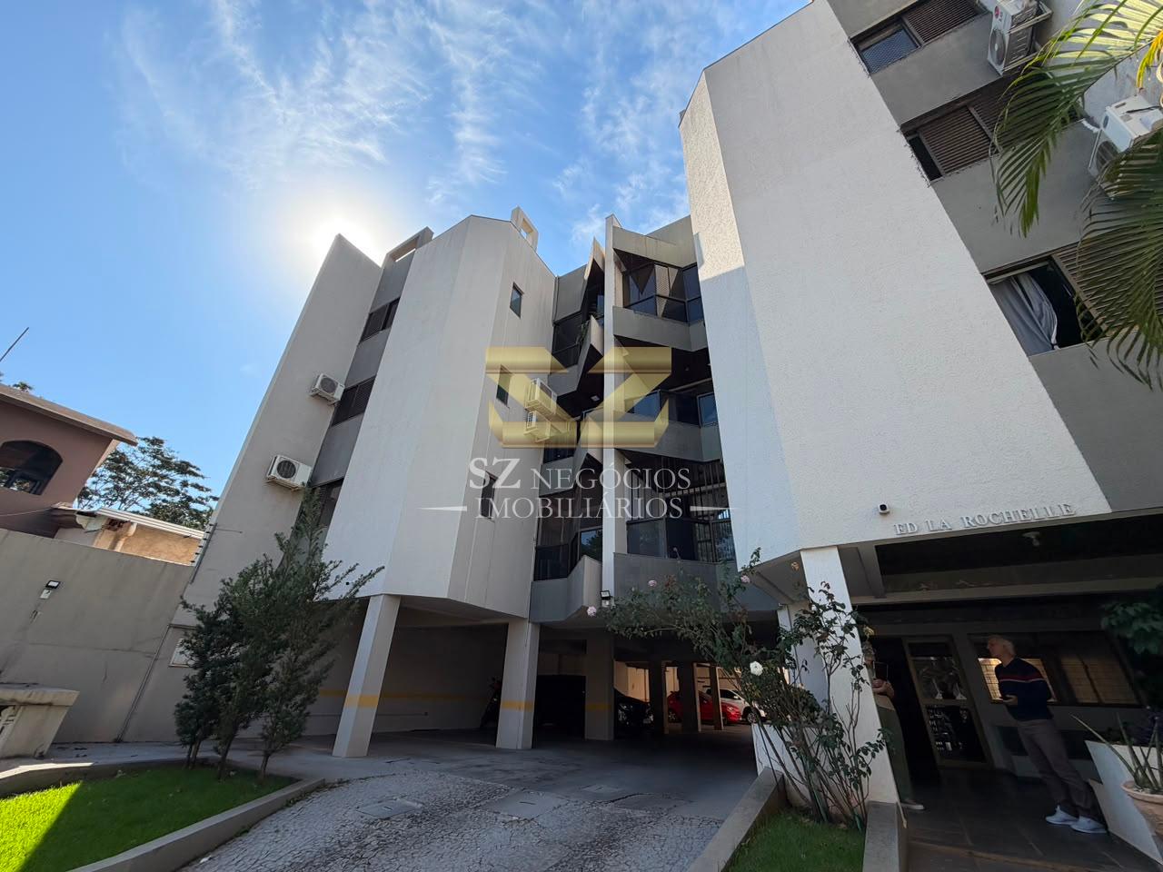 Apartamento semi-mobiliado no Edifício La Rochelle 1 suíte e 2 quartos na regiao da Vila America.