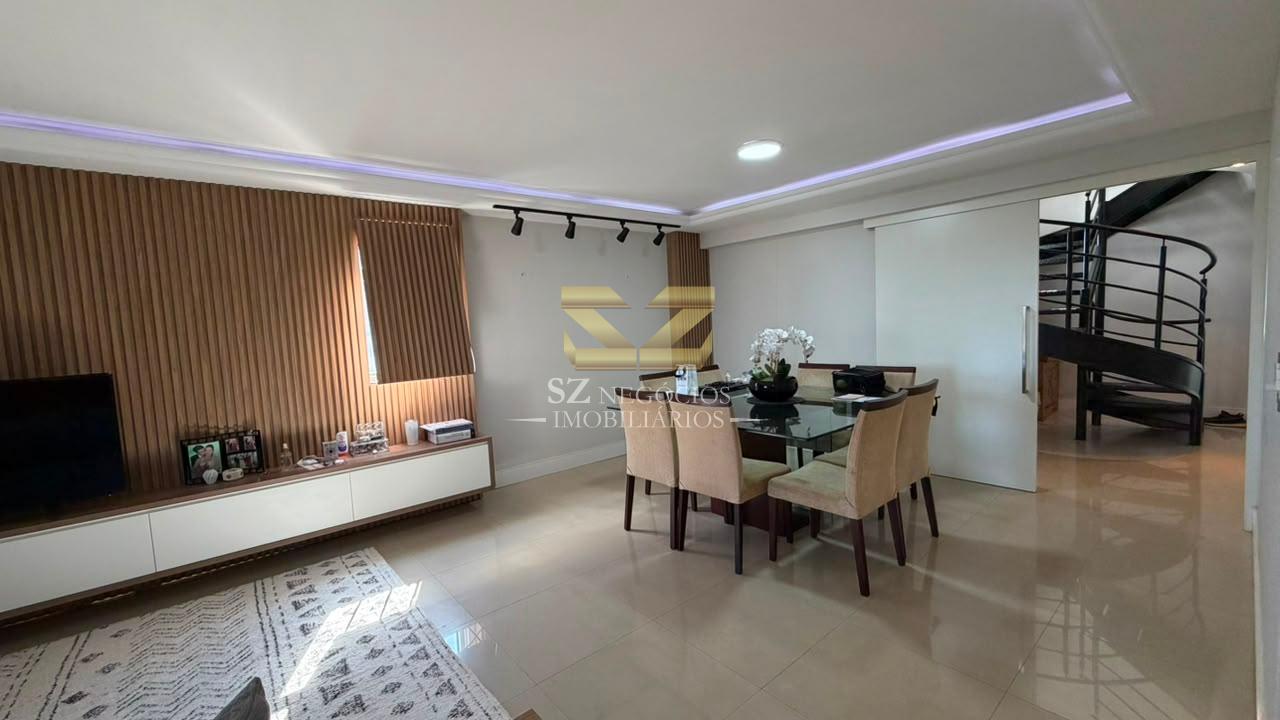 COBERTURA DUPLEX MOBILIADA À VENDA NO EDIFÍCIO RESIDENCIAL FERNANDA - FOZ