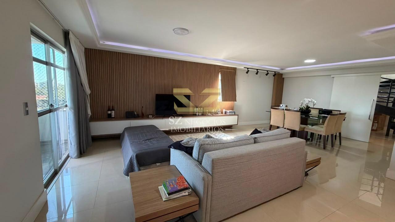 COBERTURA DUPLEX MOBILIADA À VENDA NO EDIFÍCIO RESIDENCIAL FERNANDA - FOZ