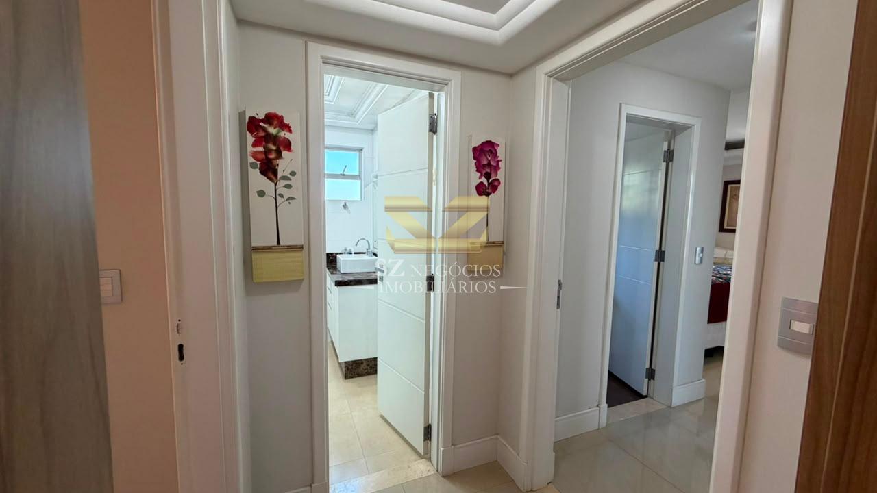 COBERTURA DUPLEX MOBILIADA À VENDA NO EDIFÍCIO RESIDENCIAL FERNANDA - FOZ