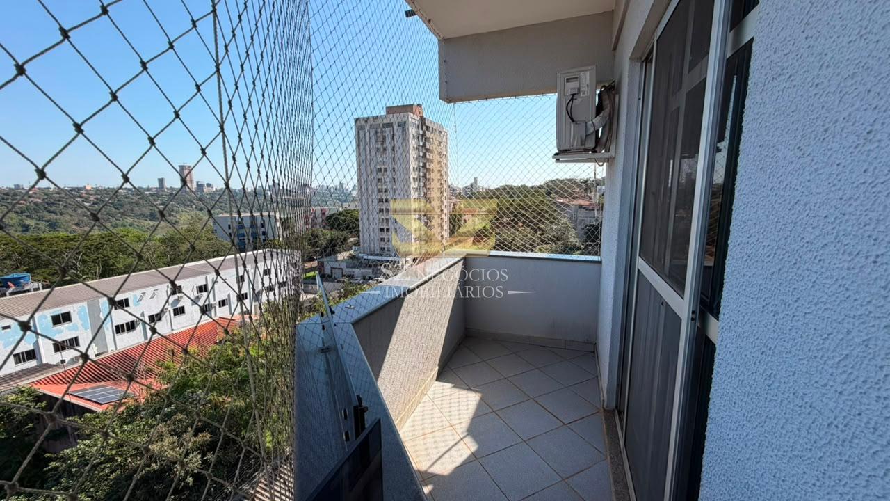 COBERTURA DUPLEX MOBILIADA À VENDA NO EDIFÍCIO RESIDENCIAL FERNANDA - FOZ