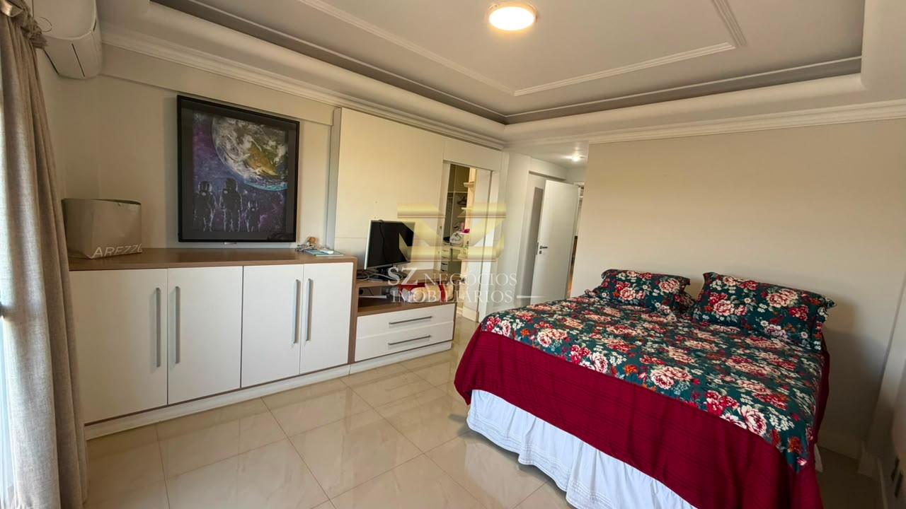 COBERTURA DUPLEX MOBILIADA À VENDA NO EDIFÍCIO RESIDENCIAL FERNANDA - FOZ