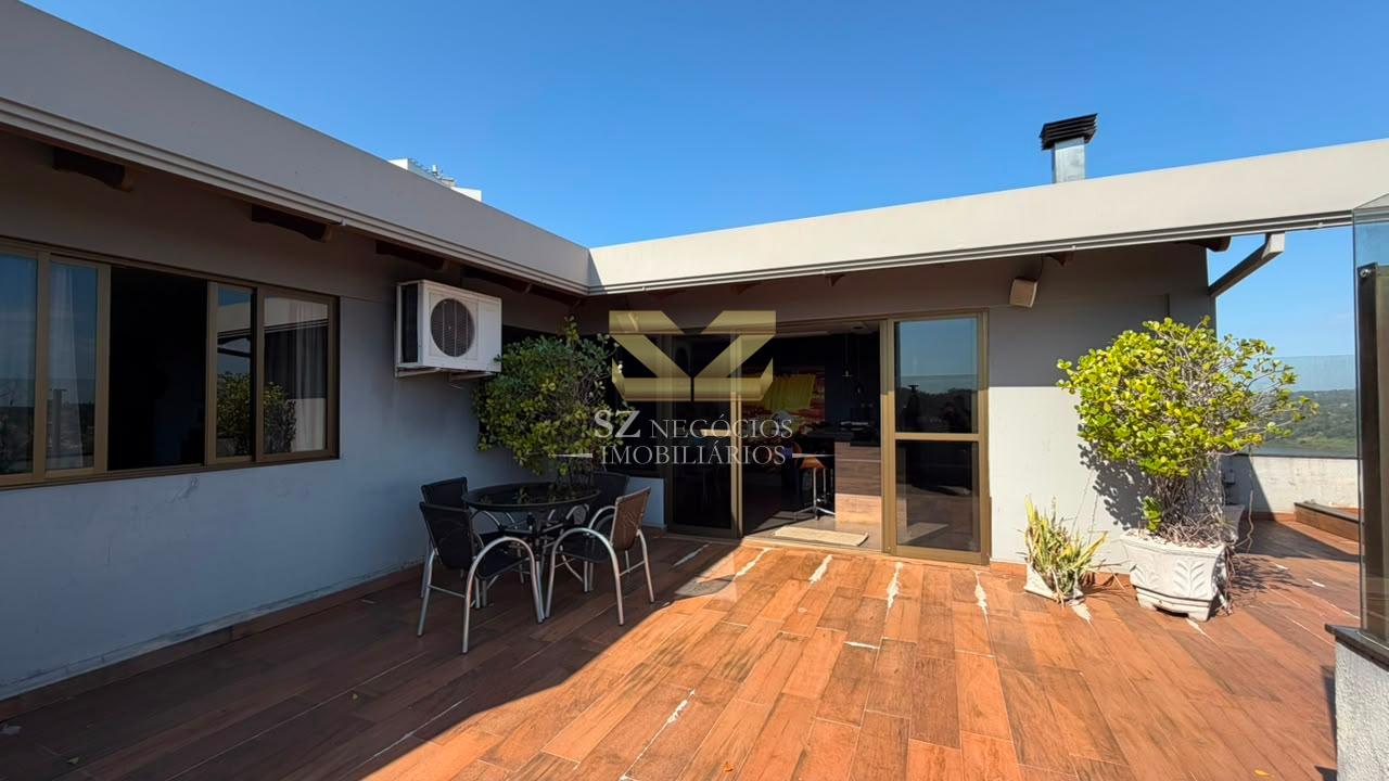 COBERTURA DUPLEX MOBILIADA À VENDA NO EDIFÍCIO RESIDENCIAL FERNANDA - FOZ