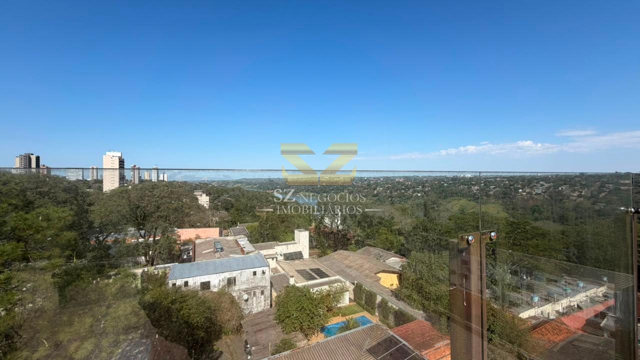COBERTURA DUPLEX MOBILIADA À VENDA NO EDIFÍCIO RESIDENCIAL FERNANDA - FOZ