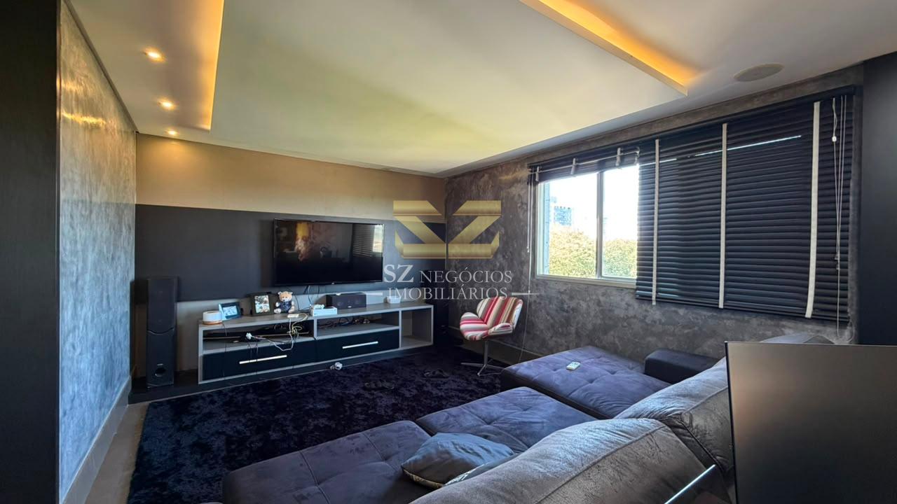 COBERTURA DUPLEX MOBILIADA À VENDA NO EDIFÍCIO RESIDENCIAL FERNANDA - FOZ