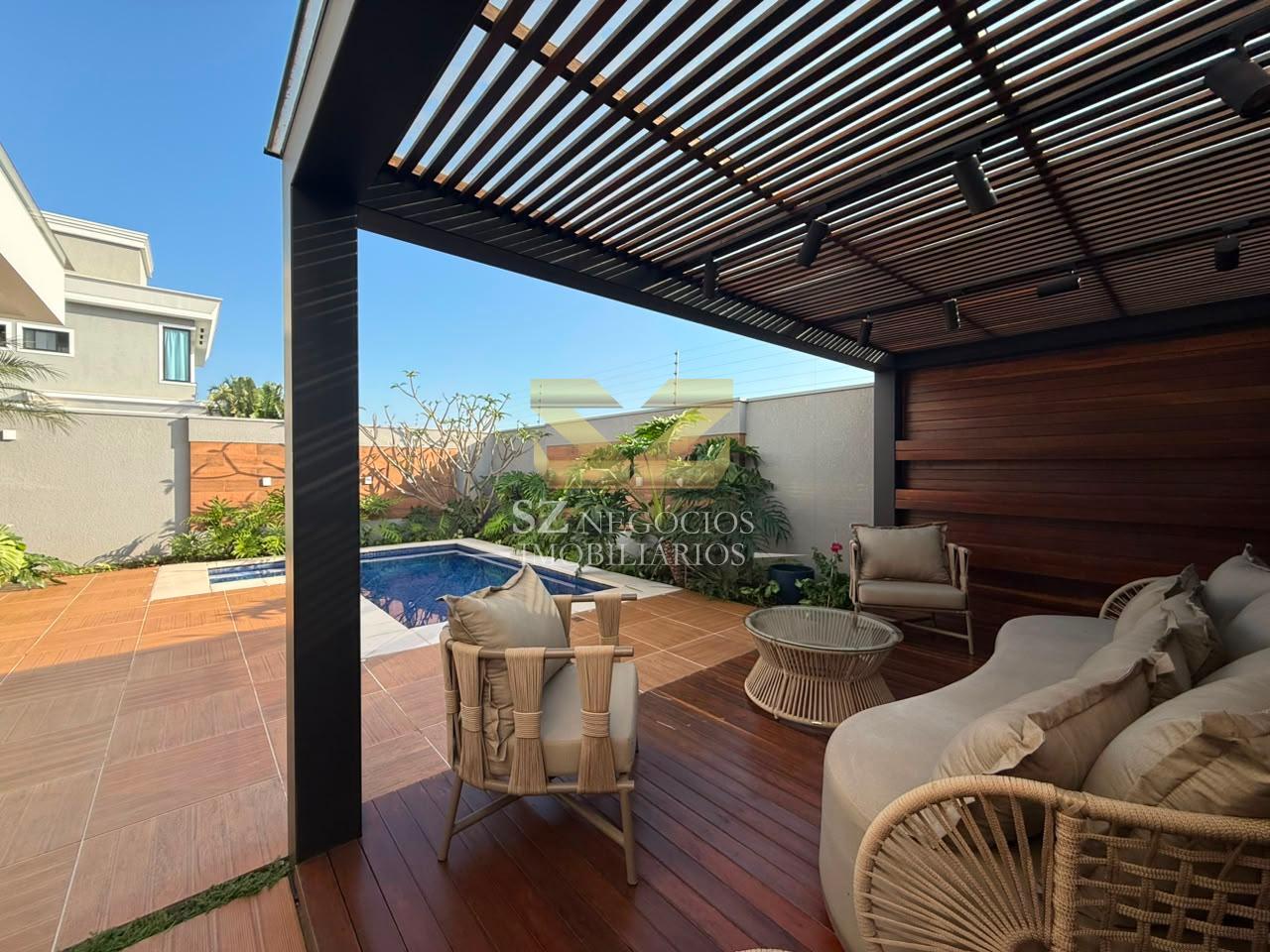 SOBRADO  ALTO PADRÃO COM PISCINA E MOBILIADO À VENDA, COM 3 SUÍTES, ECO BELLA VISTA