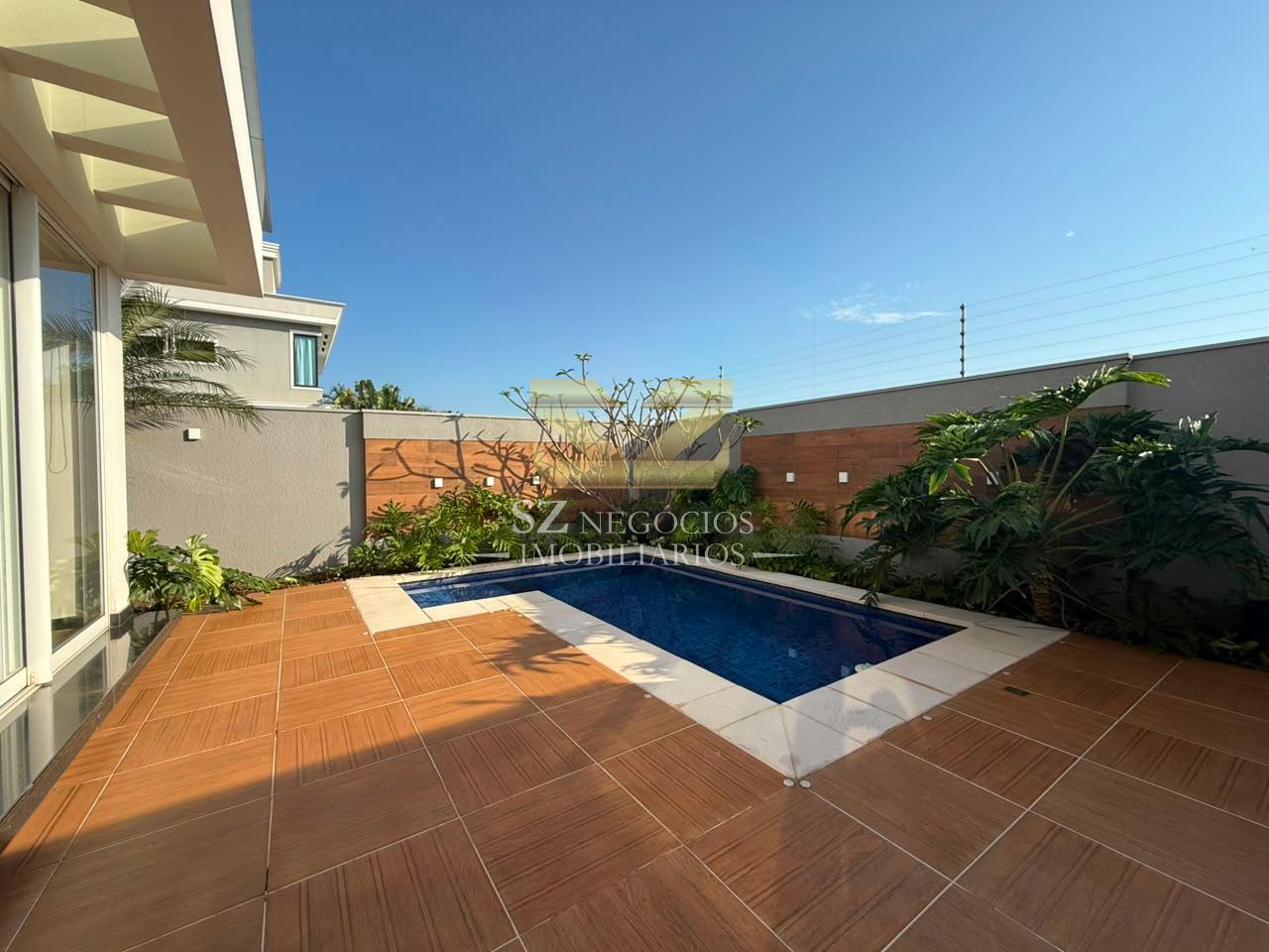 SOBRADO  ALTO PADRÃO COM PISCINA E MOBILIADO À VENDA, COM 3 SUÍTES, ECO BELLA VISTA