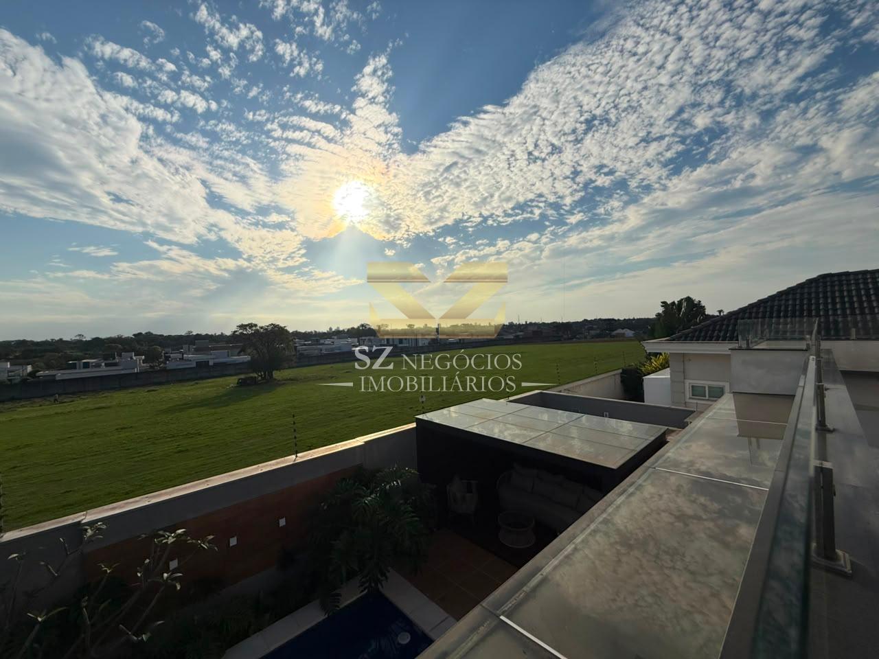 SOBRADO  ALTO PADRÃO COM PISCINA E MOBILIADO À VENDA, COM 3 SUÍTES, ECO BELLA VISTA