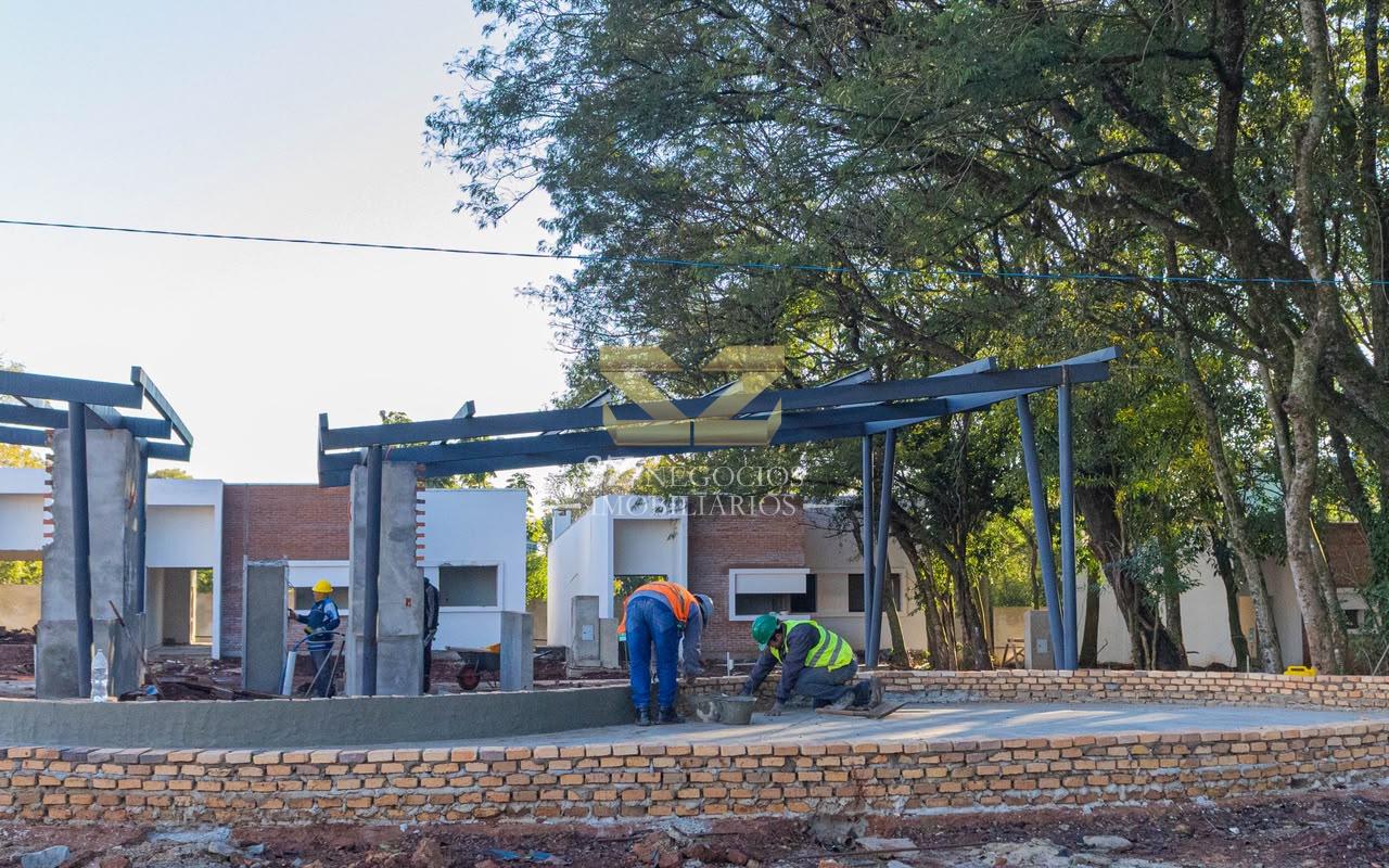CASAS À VENDA COM 2 E 3 DORMITÓRIOS CONDOMÍNIO ARBOLIA, KM8 CIUDAD DEL ESTE - PARAGUAI