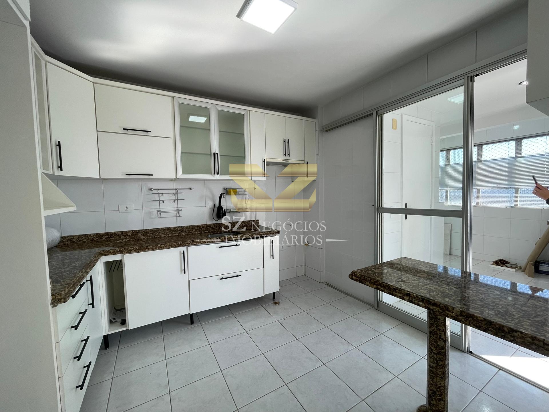 Apartamento com 3 dormitórios para locação, CENTRO, FOZ DO IGUACU - PR
