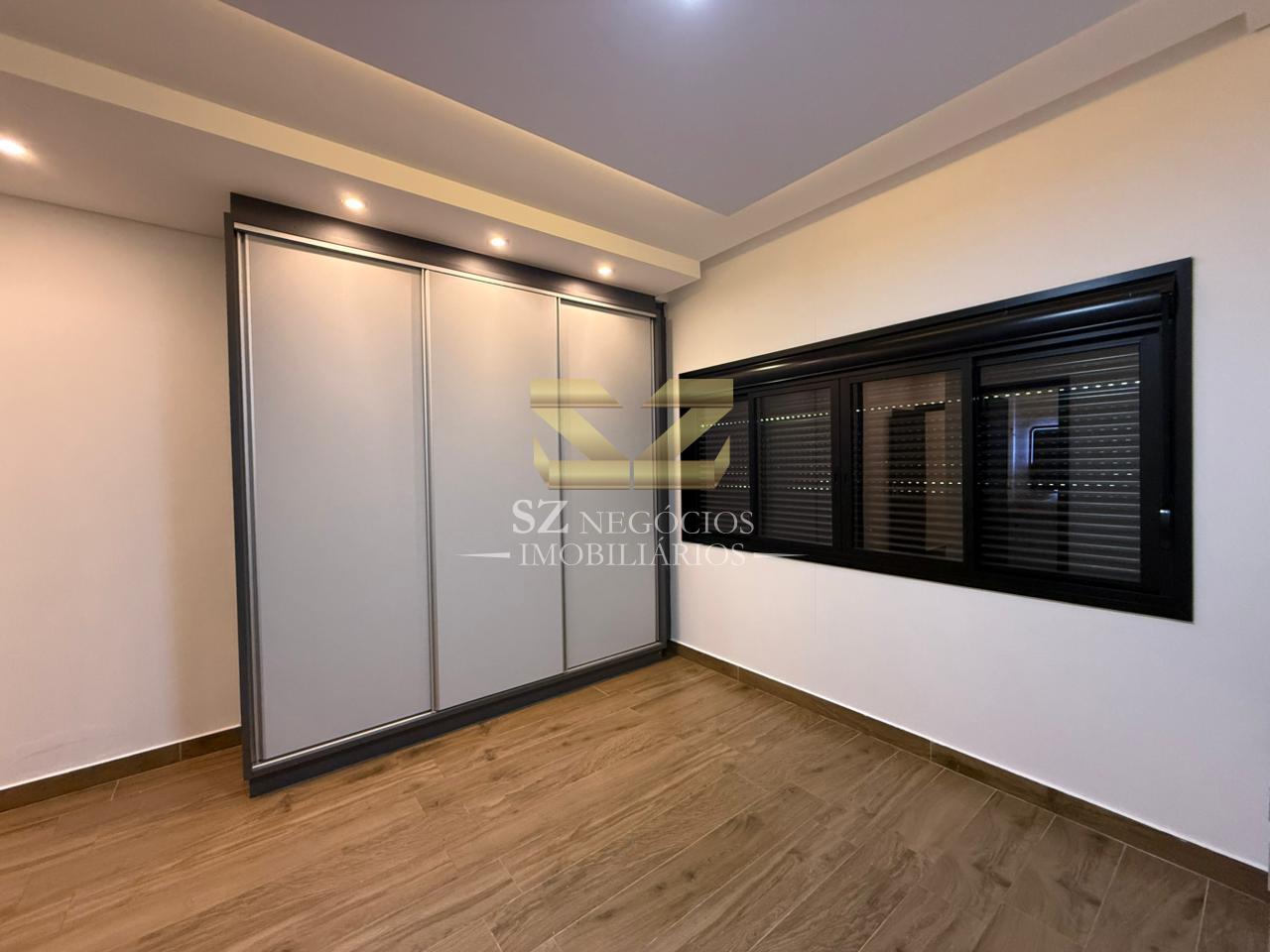 CASA PARA LOCAÇÃO COND. DOM LAURINDO. COM 03 QUARTOS, SENDO 2 SUÍTES MOBILIADAS.