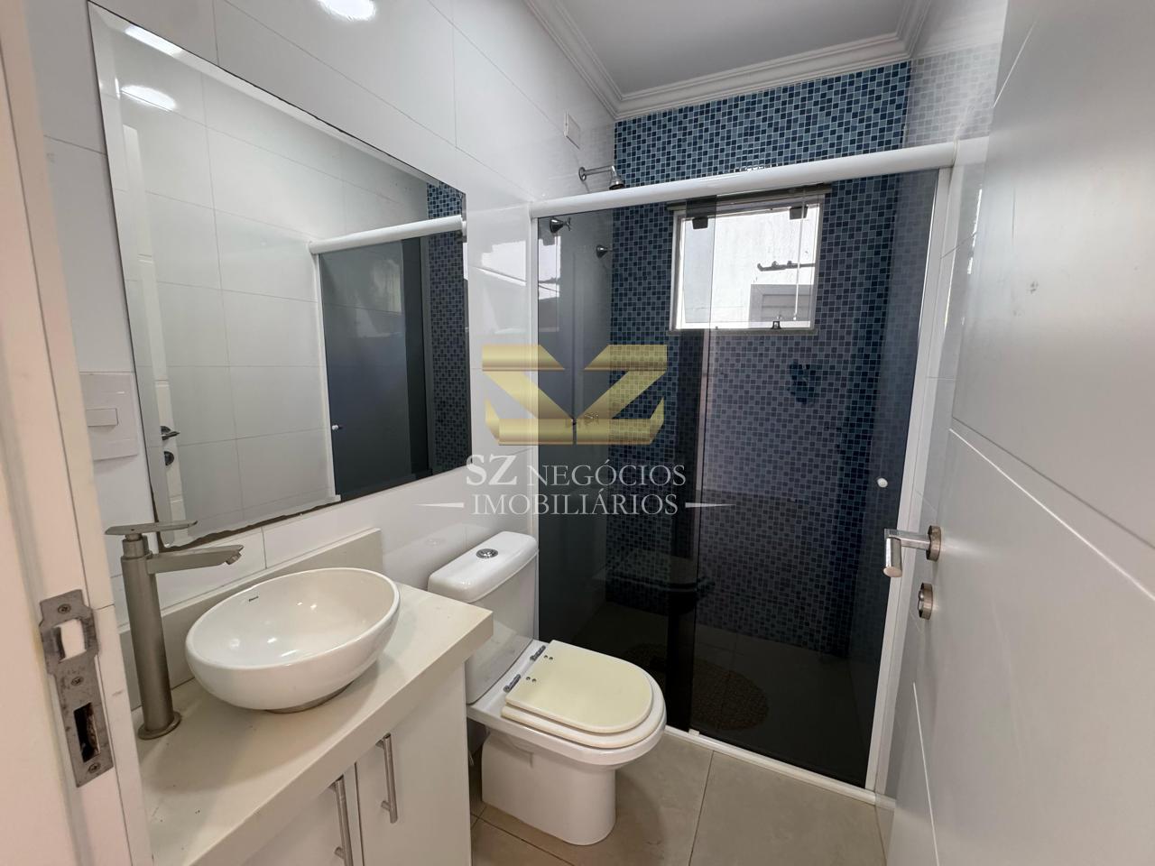 SOBRADO À VENDA COM 1 SUÍTE COM CLOSET - CONDOMÍNIO COUNTRY IGUAÇU - FOZ