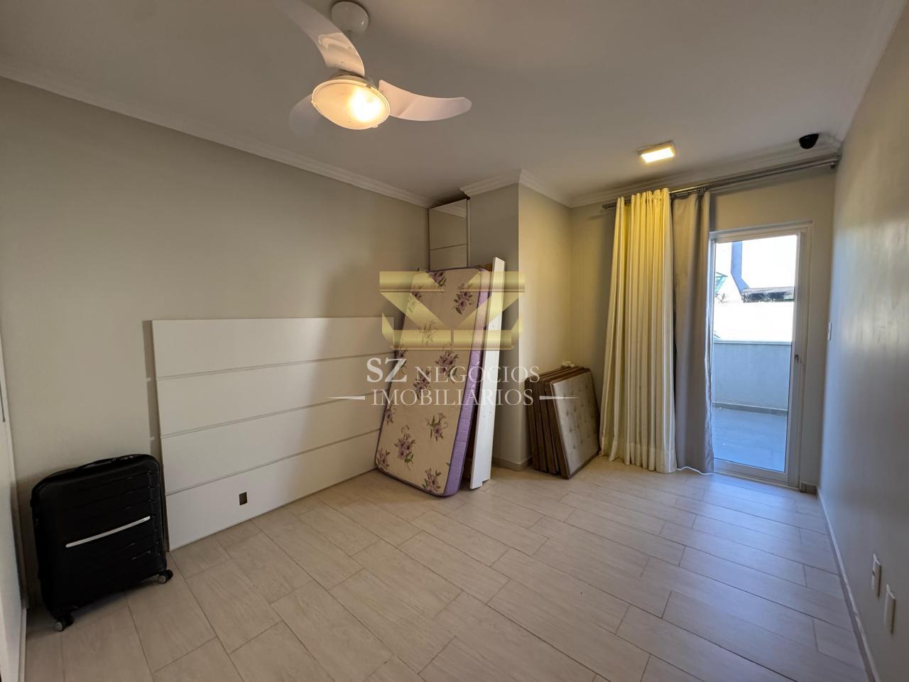 SOBRADO À VENDA COM 1 SUÍTE COM CLOSET - CONDOMÍNIO COUNTRY IGUAÇU - FOZ