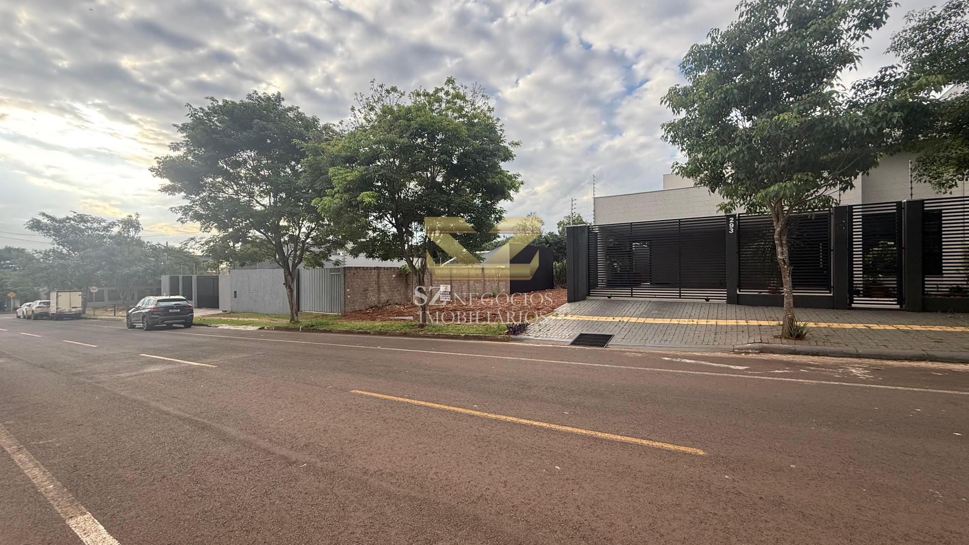 TERRENO À VENDA COM 330,80M² NO LOTEAMENTO BÉRGAMO, FOZ DO IGUAÇU - PR