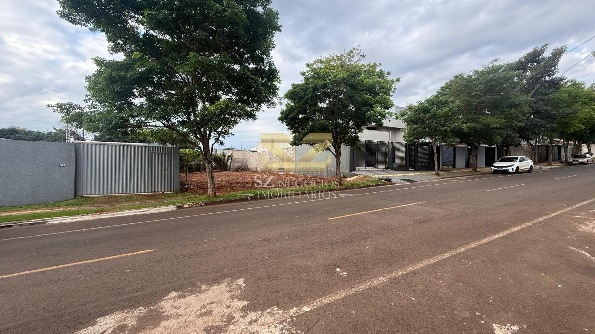 TERRENO À VENDA COM 330,80M² NO LOTEAMENTO BÉRGAMO, FOZ DO IGUAÇU - PR