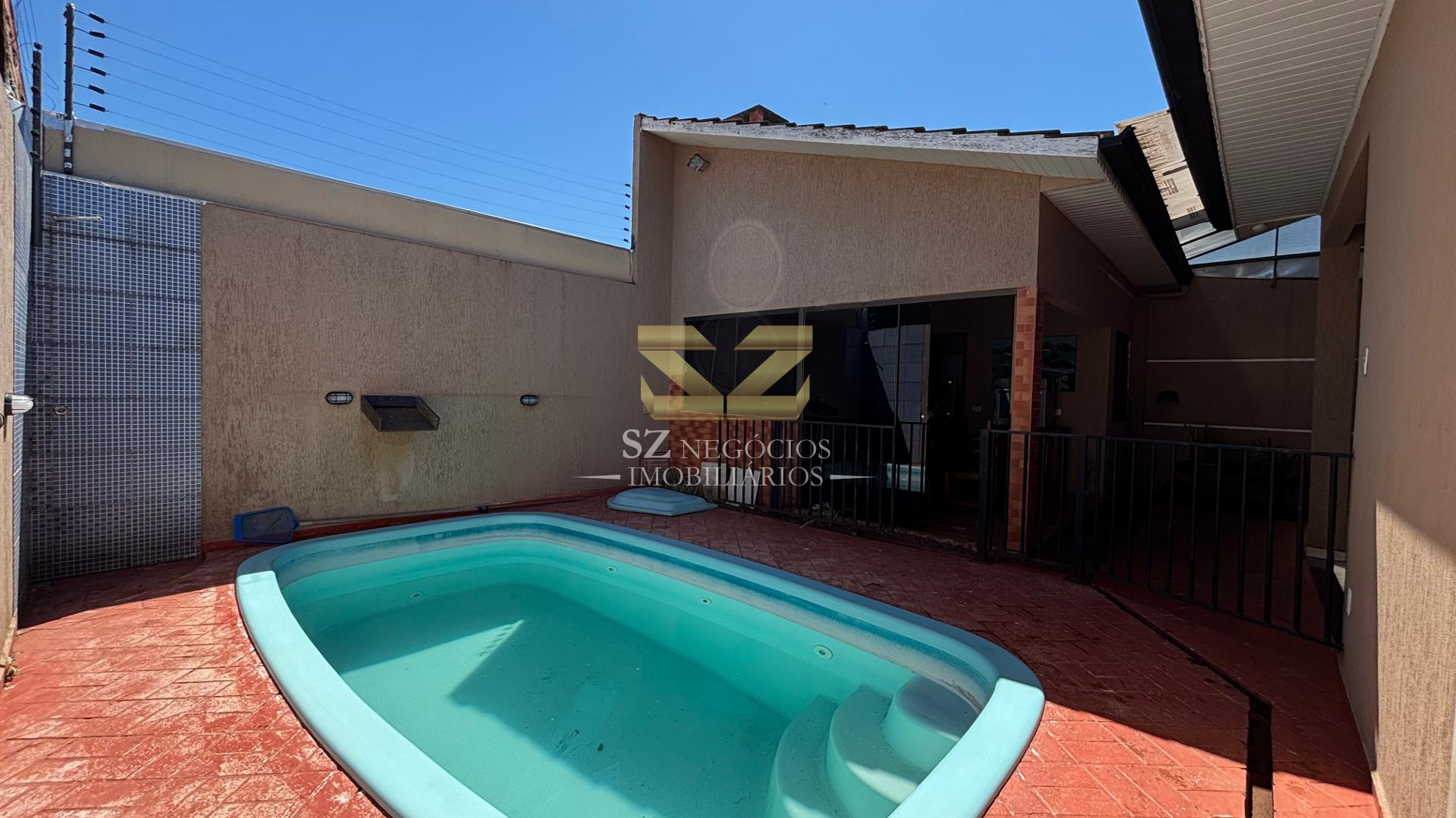 CASA PARA VENDA LOCALIZADA NO JARDIM IPÊ III - FOZ DO IGUAÇUPR.