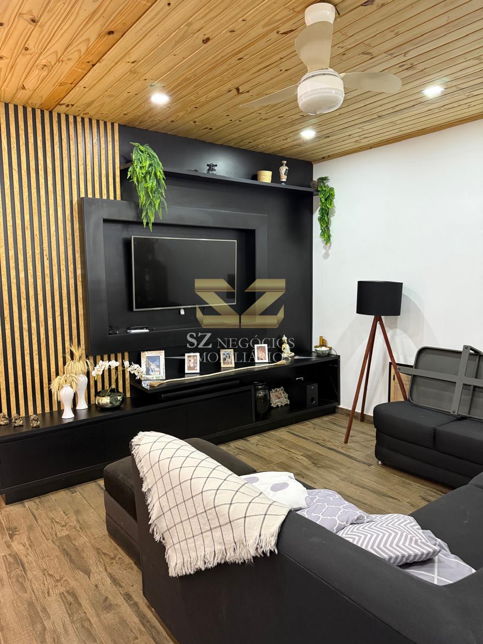 CASA À VENDA LOCALIZADA NO JARDIM DUARTE, FOZ DO IGUAÇU - PR