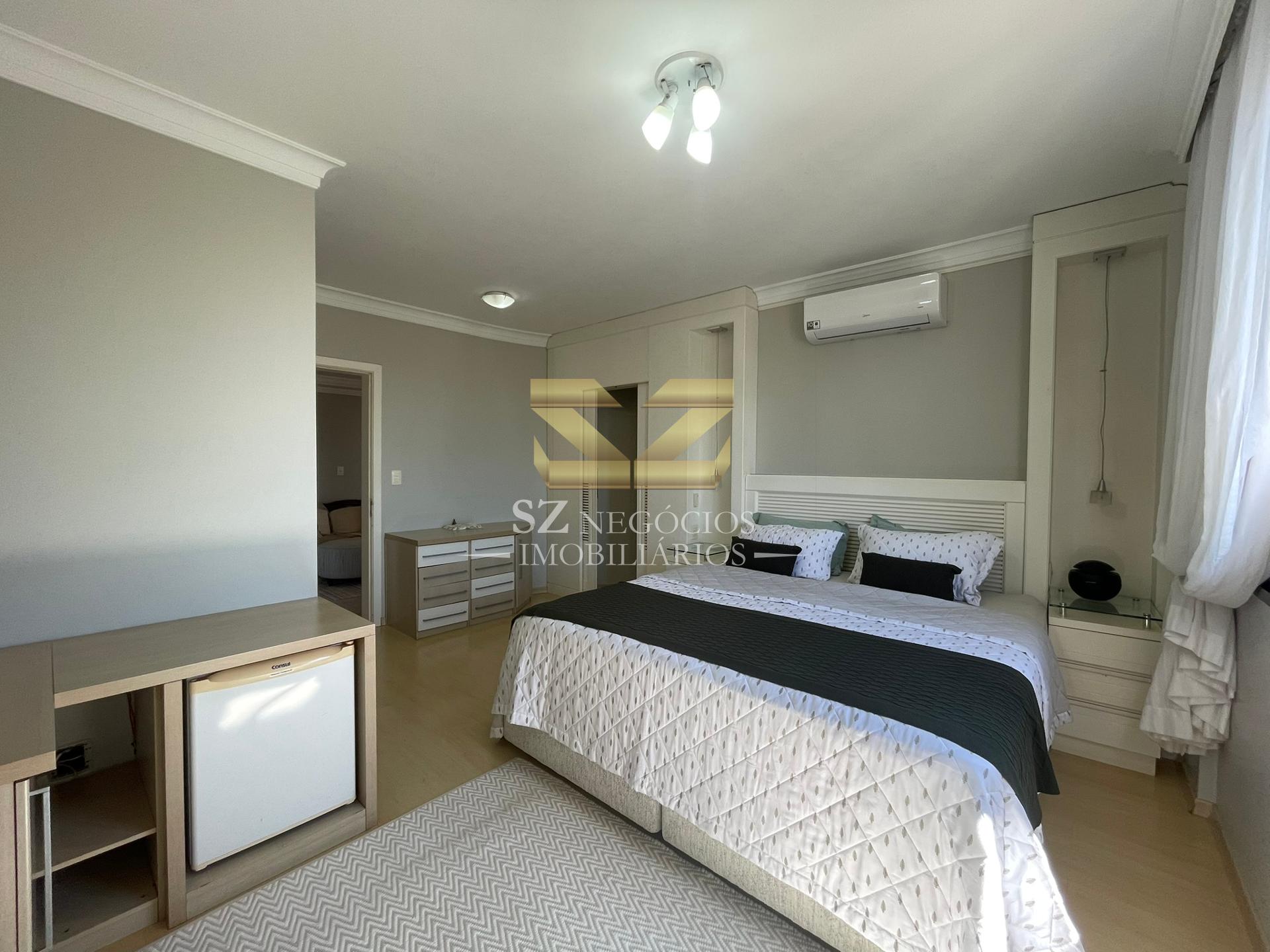 COBERTURA DUPLEX - EDIFÍCIO COUNTRY VILLE -VILA MARACANÃ, FOZ DO IGUAÇU-PR
