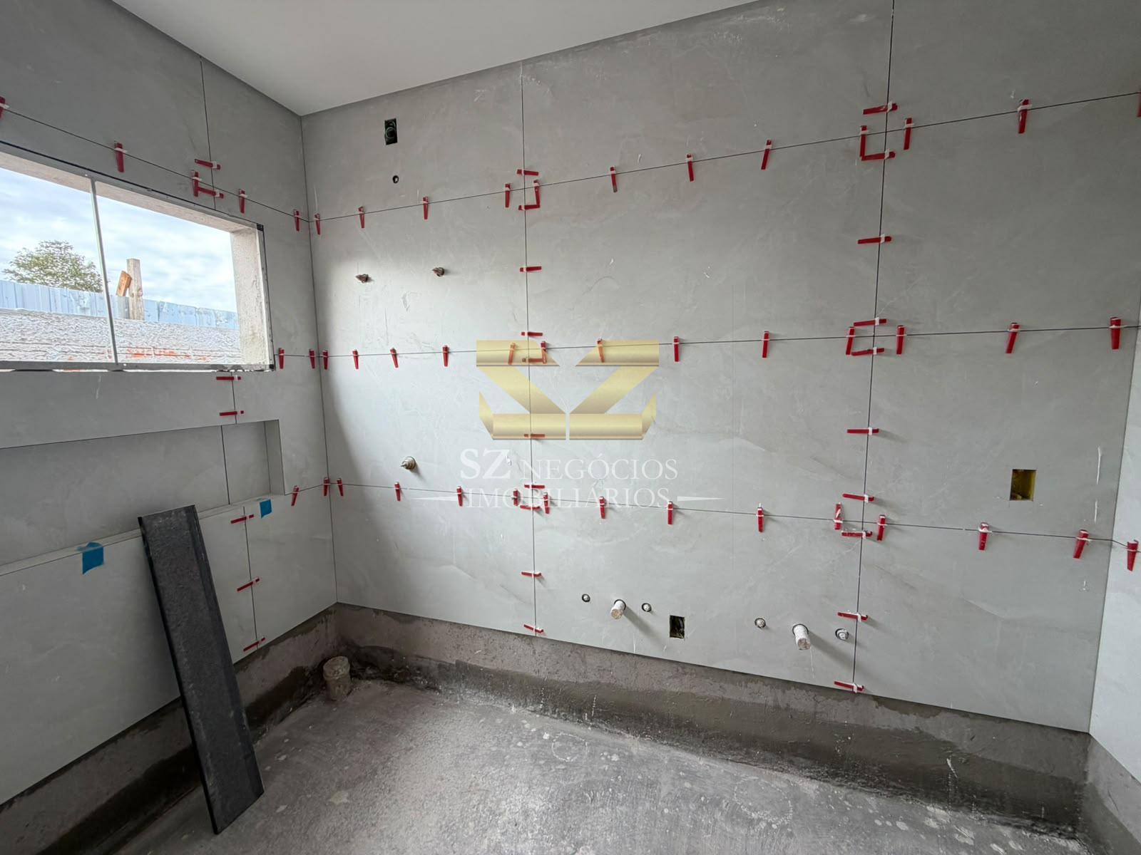 CASA TÉRREA À VENDA COM 03 SUÍTES NO CONDOMÍNIO ÁGUAS CLARAS, FOZ DO IGUAÇU