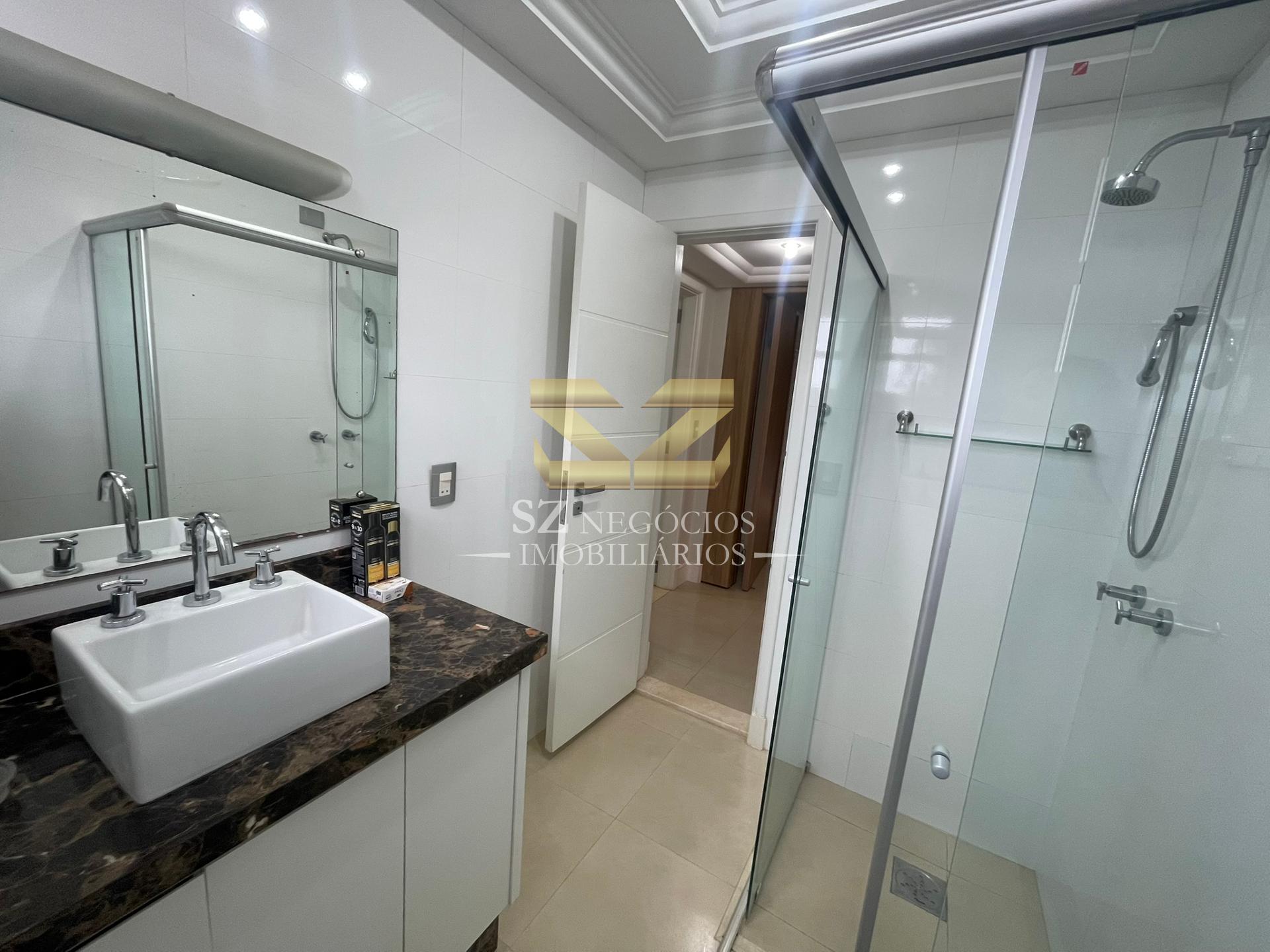 Cobertura Duplex Mobiliada para locação no Edifício Residencial Fernanda, Centro Foz do Iguaçu - Pr.