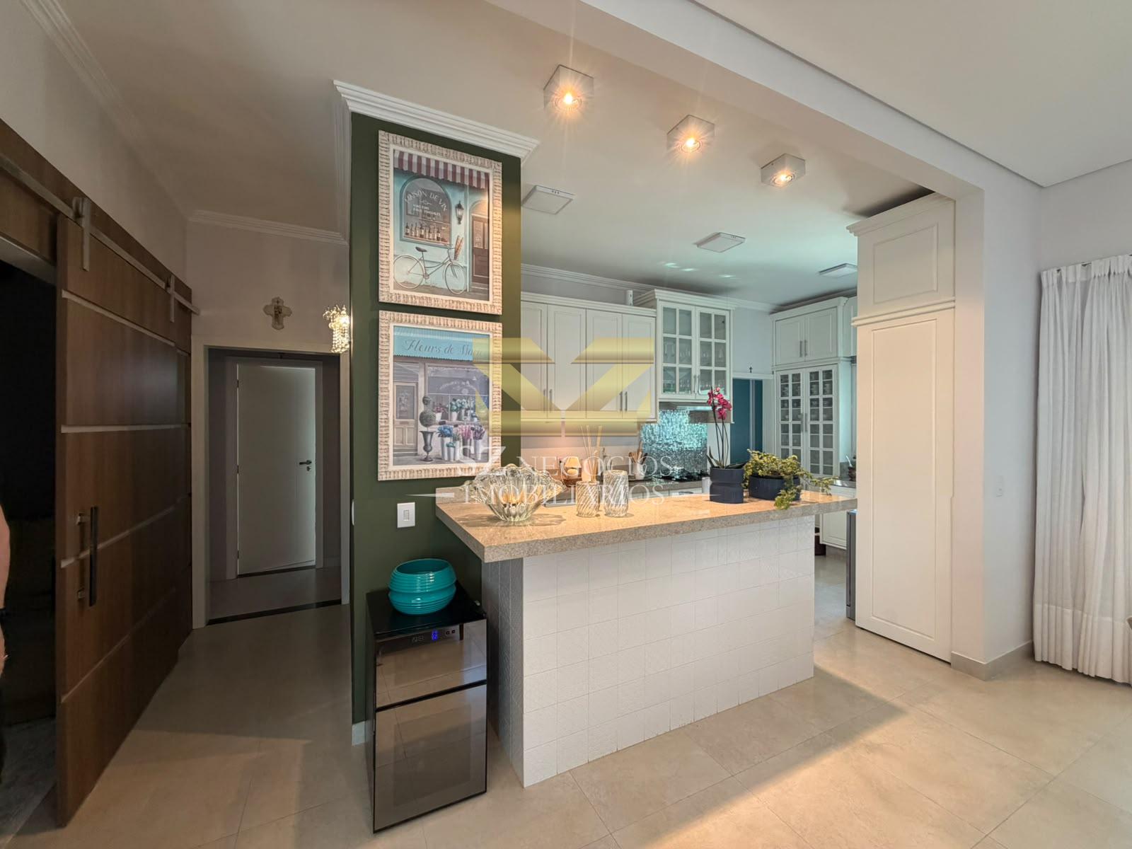 CASA TÉRREA  À VENDA JARDIM SÃO RAFAEL, 2 QUARTOS  1 SUÍTE COM CLOSET, FOZ