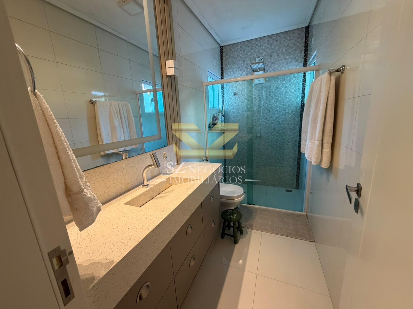 CASA TÉRREA  À VENDA JARDIM SÃO RAFAEL, 2 QUARTOS  1 SUÍTE COM CLOSET, FOZ