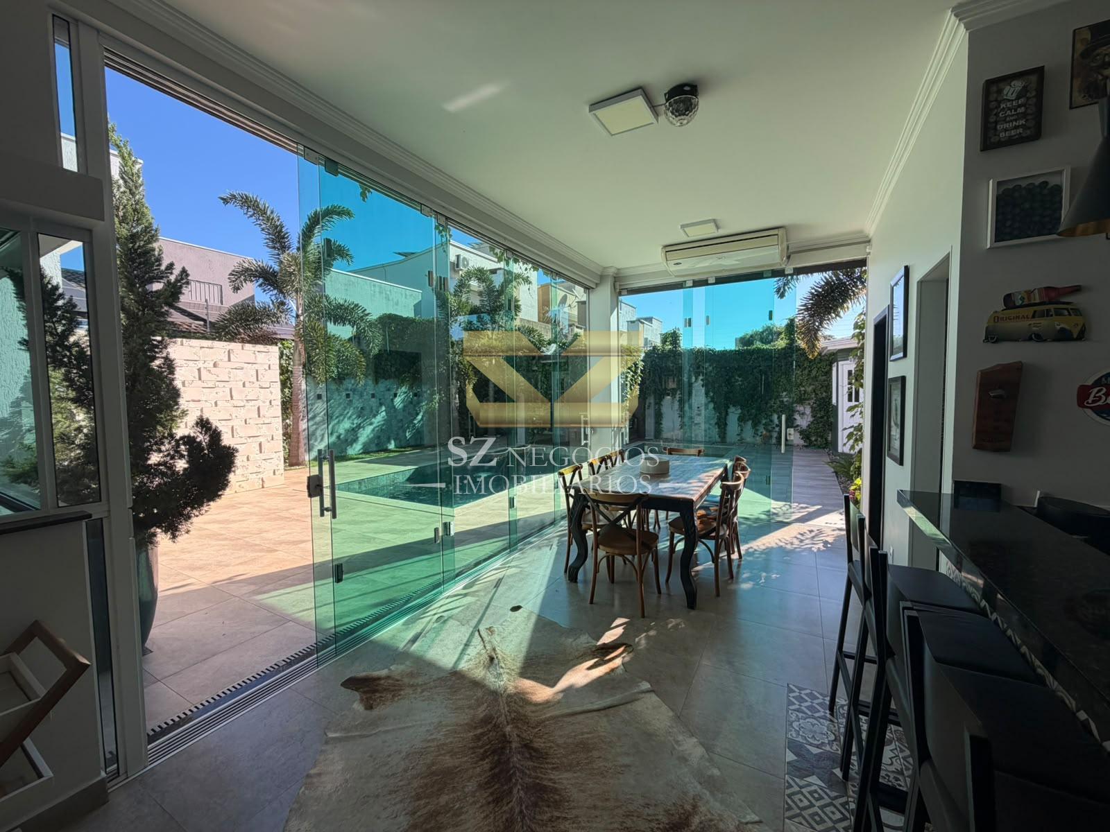 CASA TÉRREA  À VENDA JARDIM SÃO RAFAEL, 2 QUARTOS  1 SUÍTE COM CLOSET, FOZ