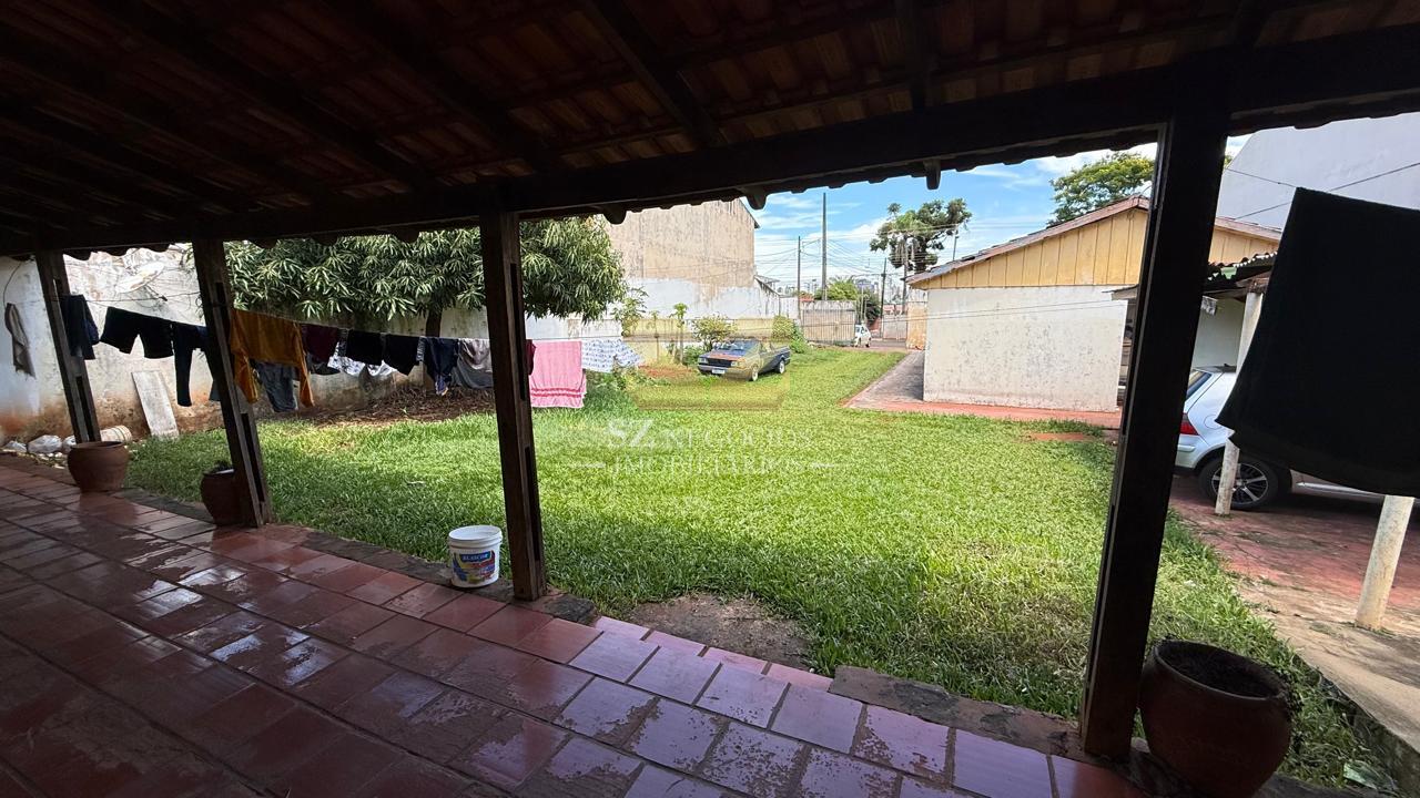 TERRENO COM 652,97 m², LOCALIZADO NO JARDIM PANORAMA, FOZ DO IGUAÇU - PR
