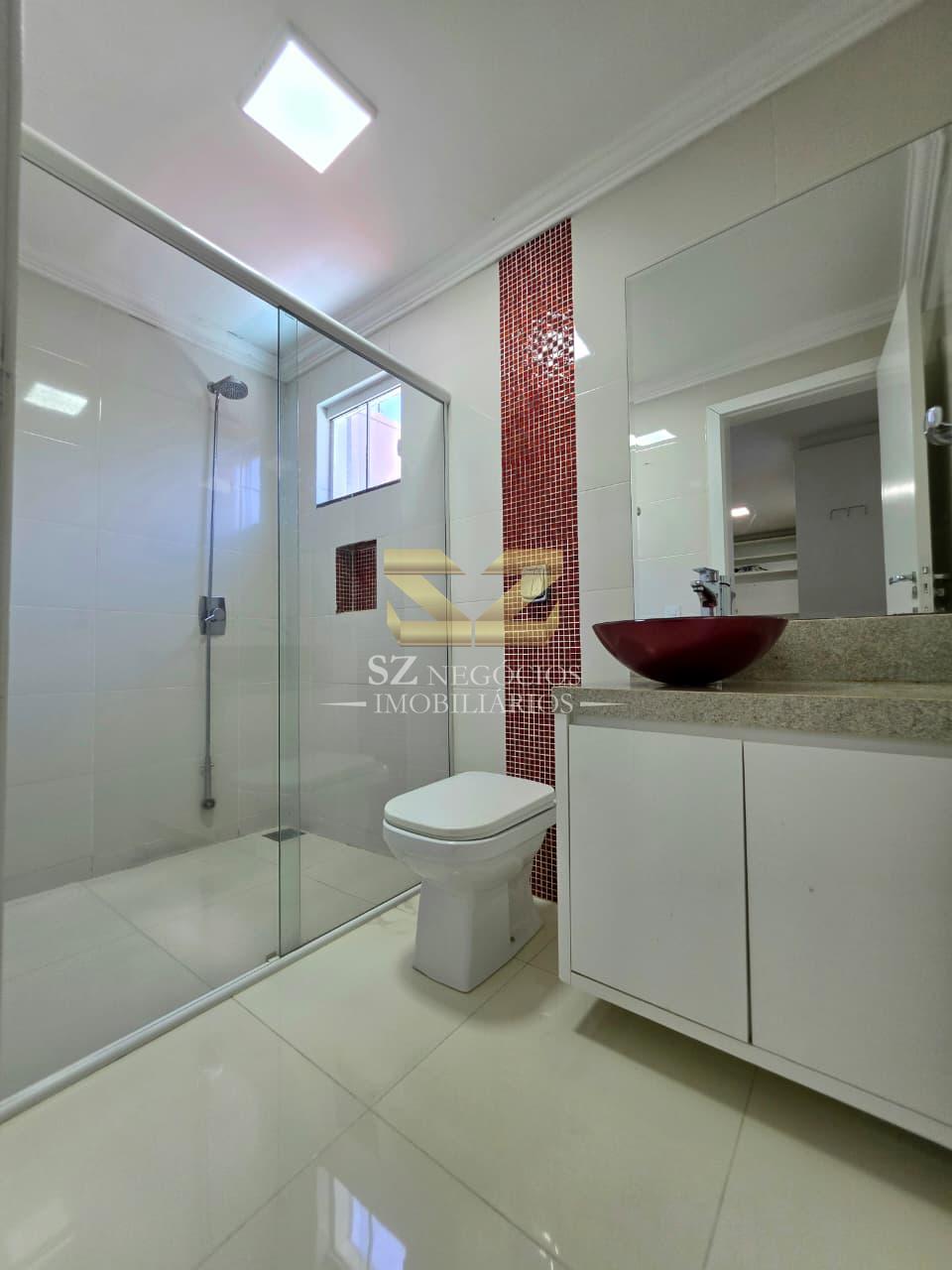 CASA MOBILIADA À VENDA COM 05 DORMITÓRIOS, CONJUNTO LIBRA, FOZ DO IGUACU - PR