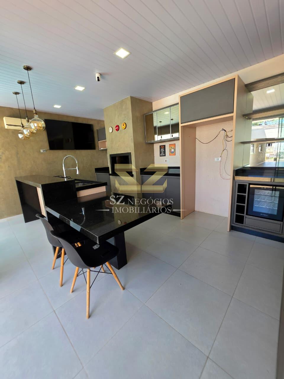 CASA MOBILIADA À VENDA COM 05 DORMITÓRIOS, CONJUNTO LIBRA, FOZ DO IGUACU - PR