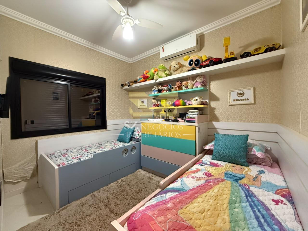 CASA MOBILIADA À VENDA COM 01 SUÍTE  E PISCINA CONJUNTO LIBRA, FOZ