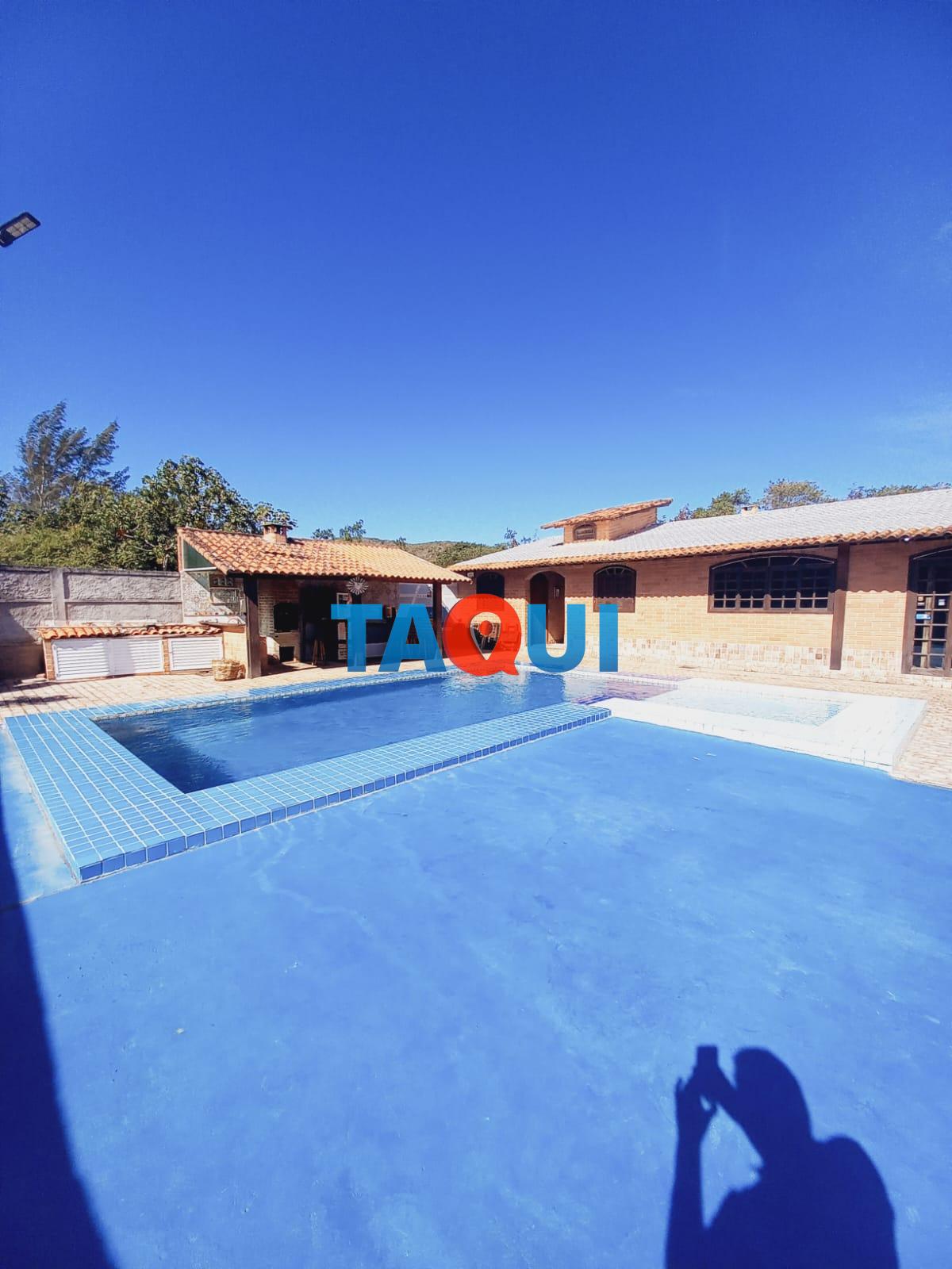 Piscina e área gourmet