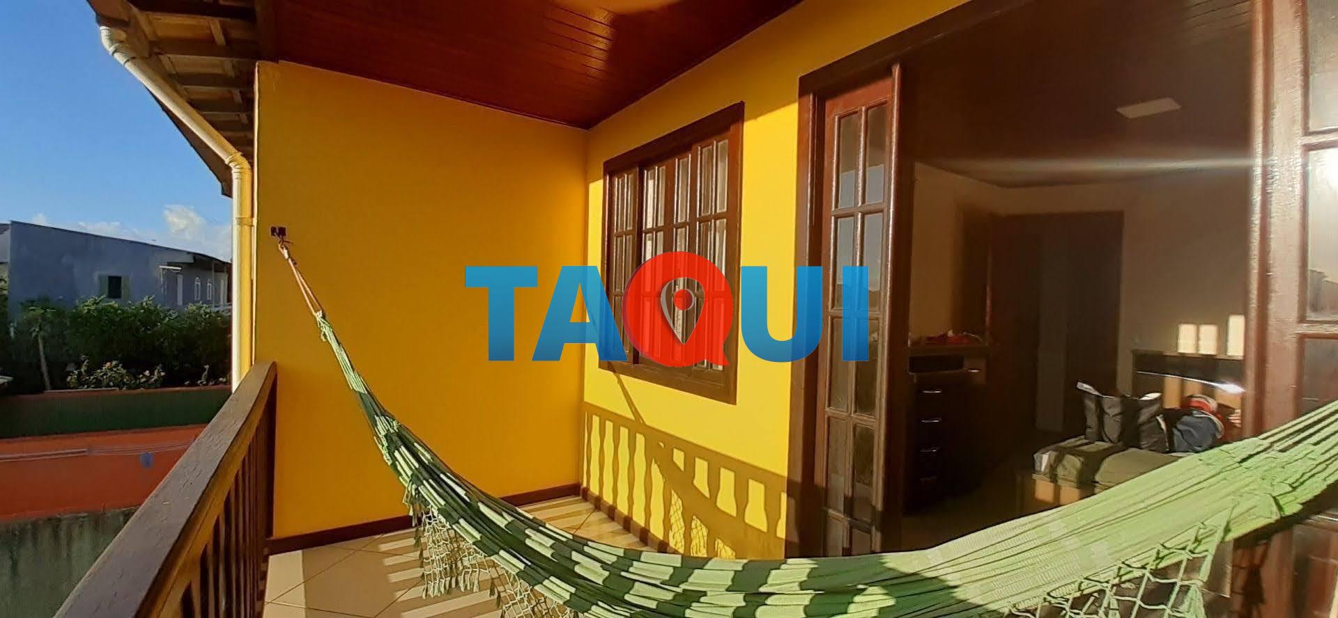 Casa Duplex em condomínio à venda, UNAMAR, CABO FRIO - RJ, ao lado da praia.