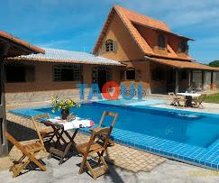 Casa à venda, com piscina, área gourmet e fogão a lenha, CABO FRIO - RJ