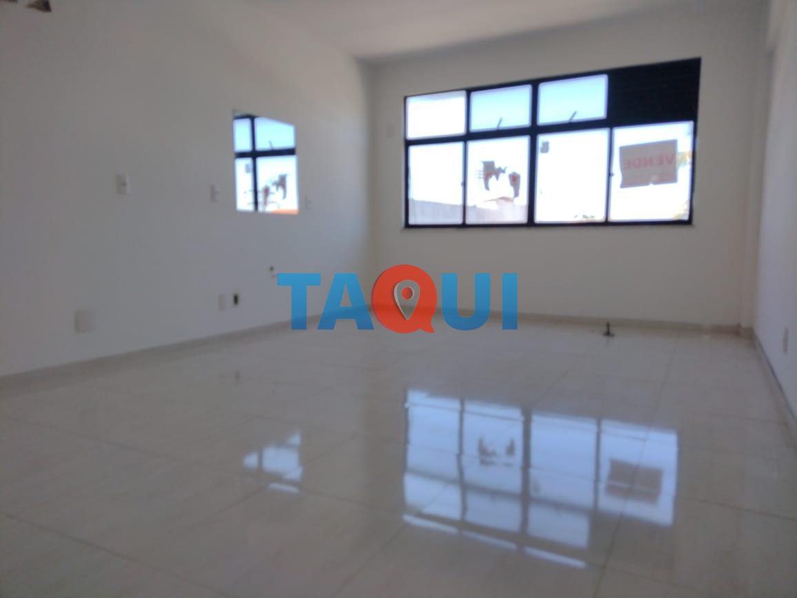 Sala Comercial à venda em São Cristóvão, CABO FRIO - RJ