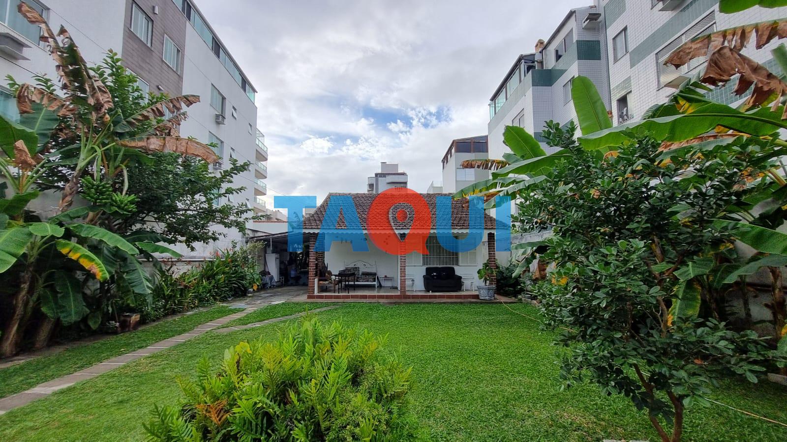 Casa à venda, próximo à praia do Forte, Passagem, CABO FRIO - RJ