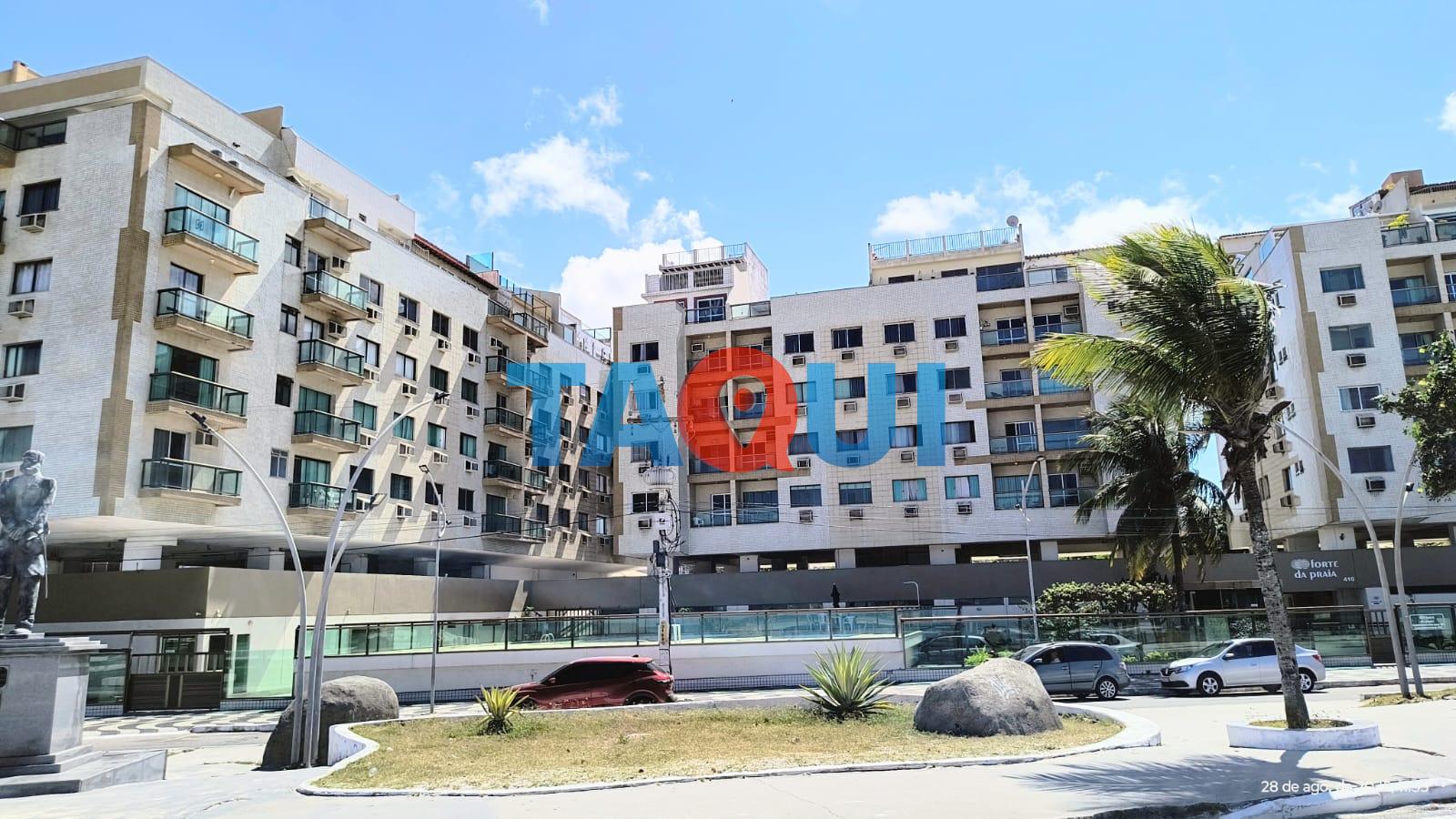 Apartamento à venda com 3 quartos, sendo 1 suíte, Praia do Forte, CABO FRIO - RJ