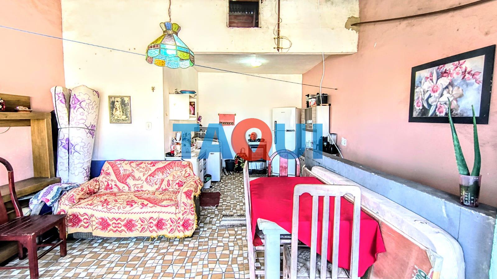 Casa triplex independente com 3 quartos, Jardim Olinda, CABO FRIO - RJ