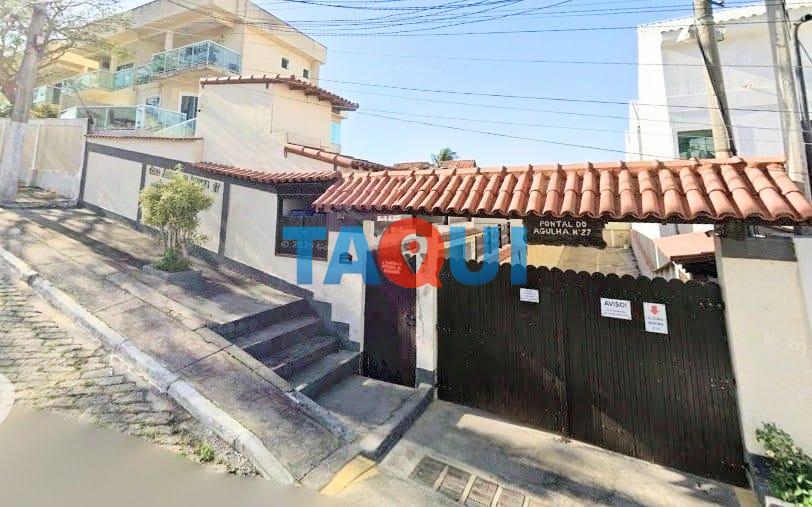Casa à venda  MOBILIADA  com 2 quartos, Peró, CABO FRIO - RJ