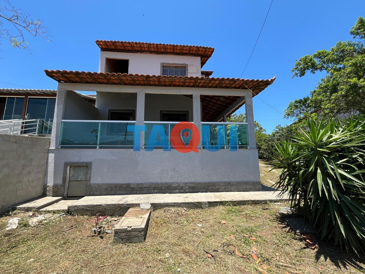 CASA DUPLEX À VENDA EM SÃO PEDRO DA ALDEIA-RJ