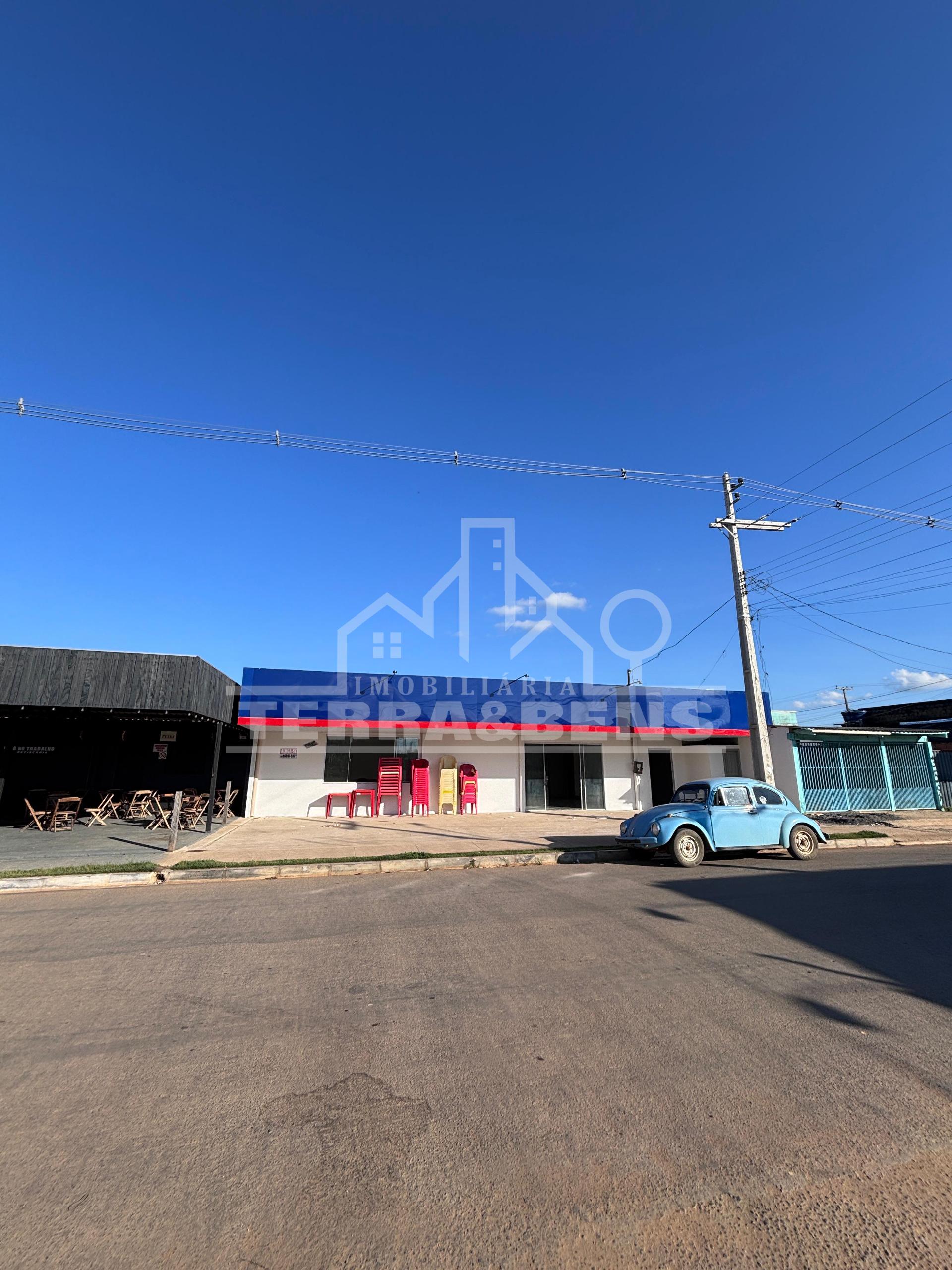 PONTO COMERCIAL, 360 METROS QUADRADOS CONSTRUIDO, ESCRITURADO , TETO DE ZINCO, PISO NOVO, PARTE ELET