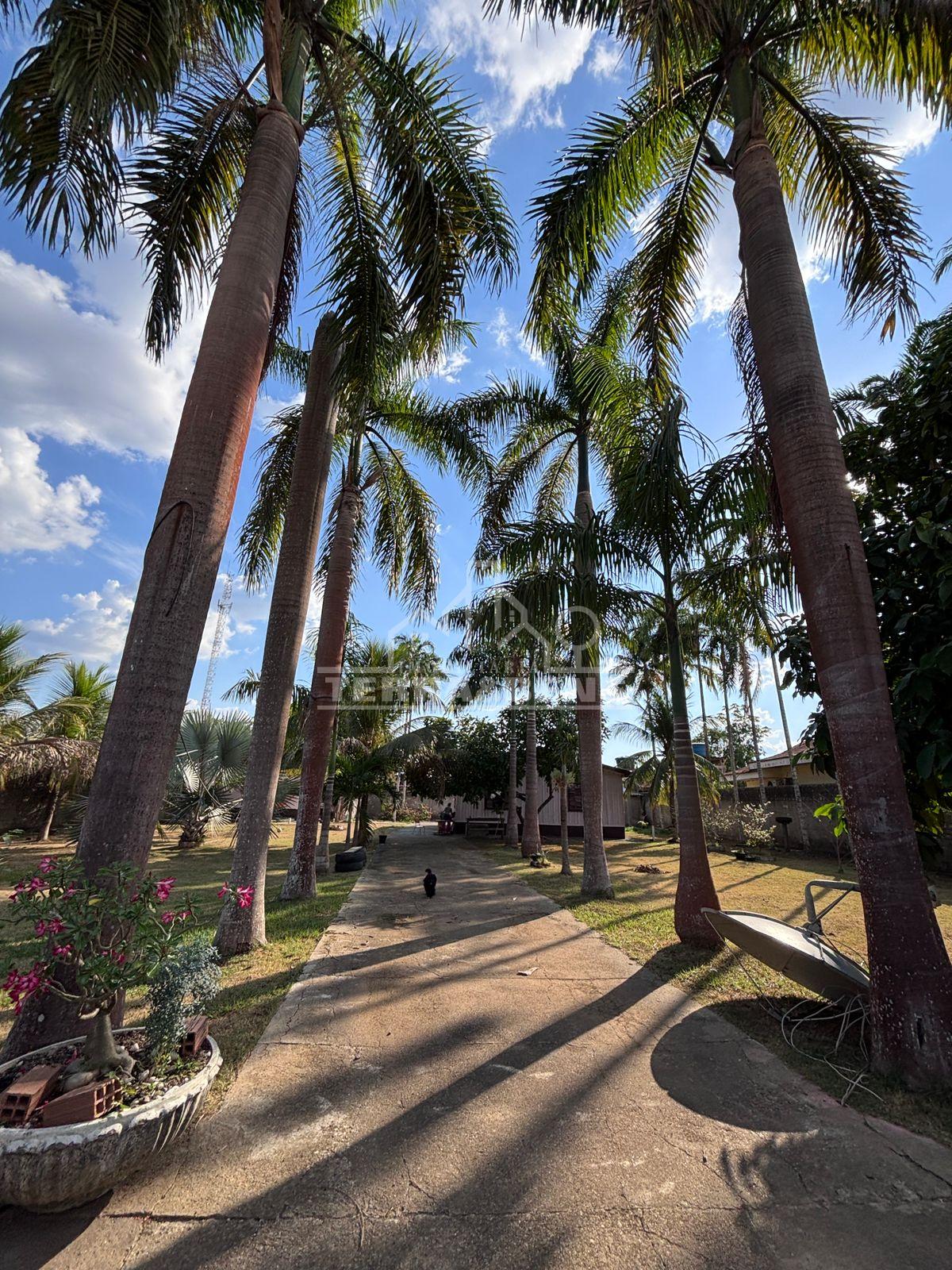 CASA AO LADO NO IG COM  TERRENO ESPAÇO, SENDO UMA OTIMA OPÇÃO PARA COMERCIO, APARTAMENTO, E CASAS, T