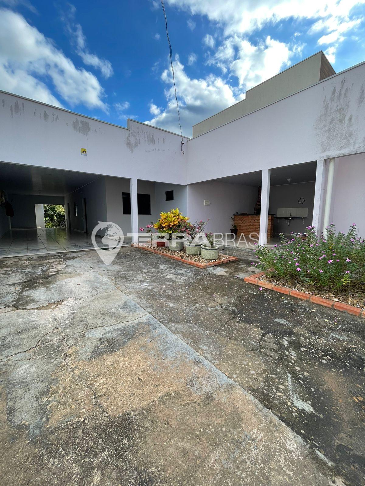 Casa à venda B. Jardim Presidencial em Ji-Paraná-RO
